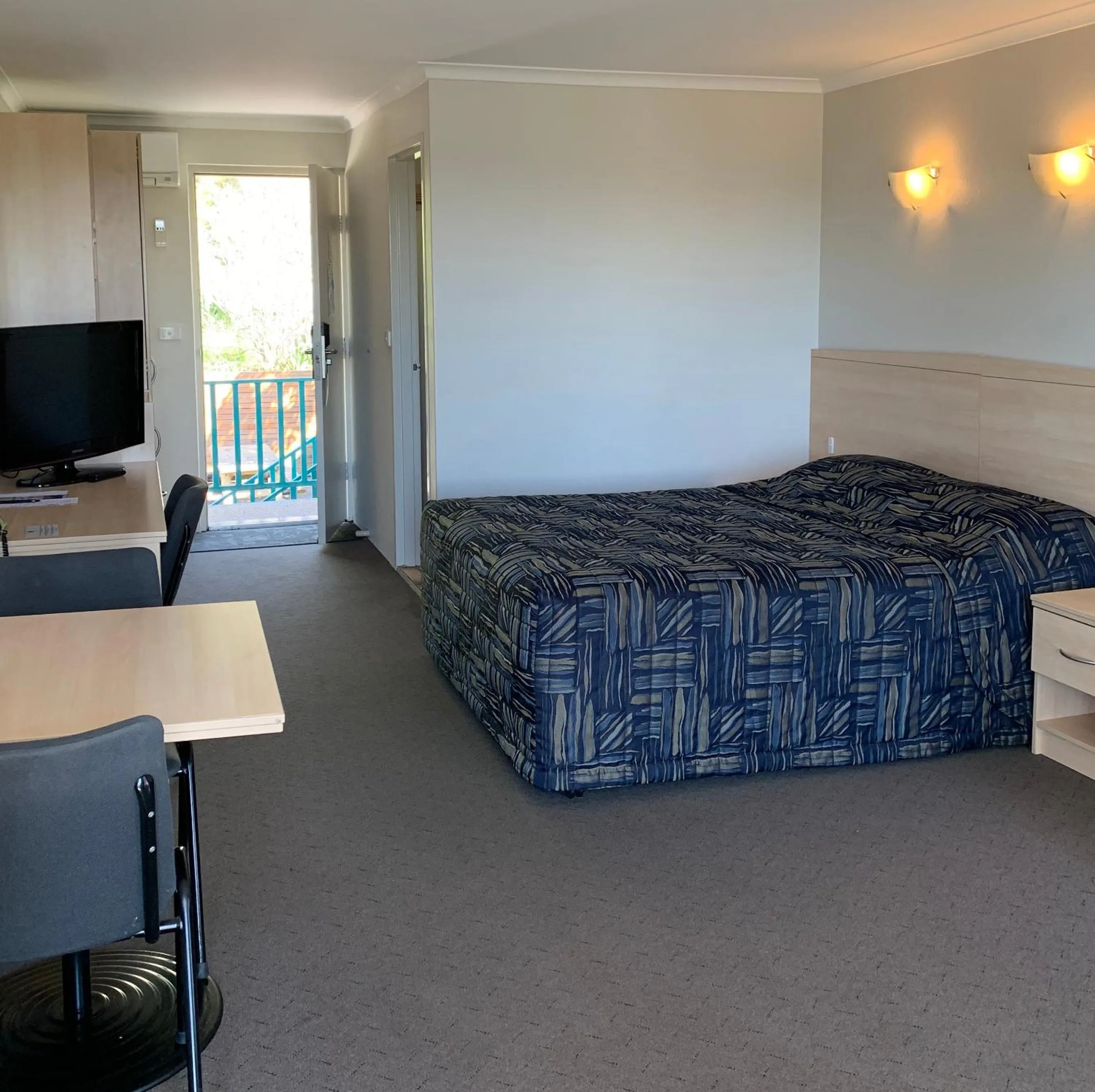 Bed in Shellharbour Resort and Conference Centre