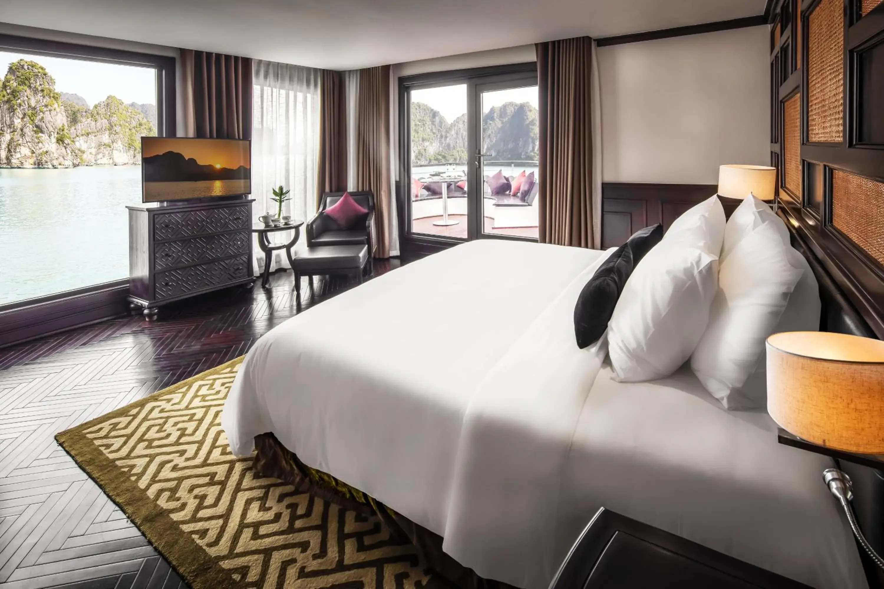 Ambassador Suite in Ambassador Cruise Halong Bay Ambassador Suite in Ambassador Cruise Halong Bay