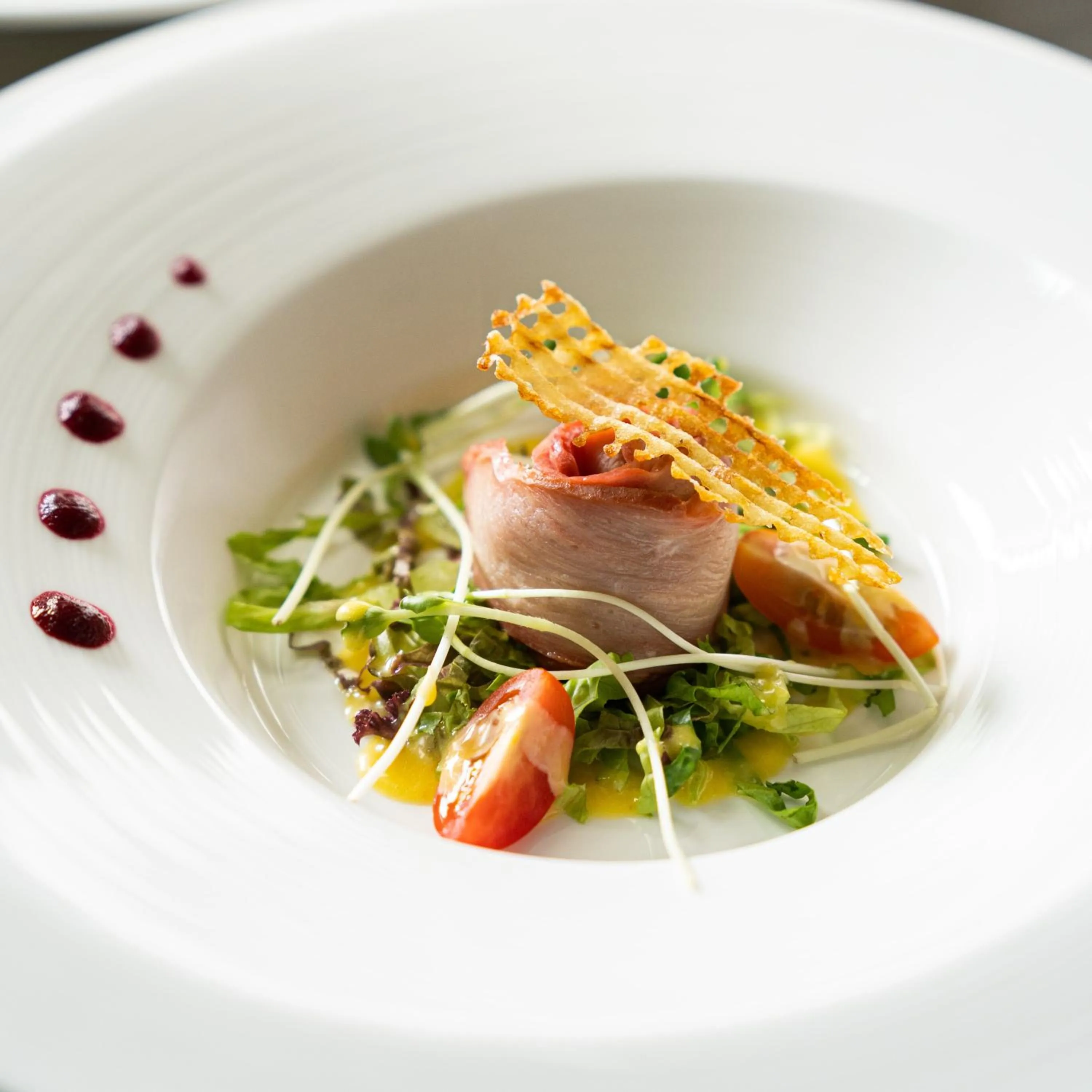 Food and drinks in Ambassador Cruise Halong Bay