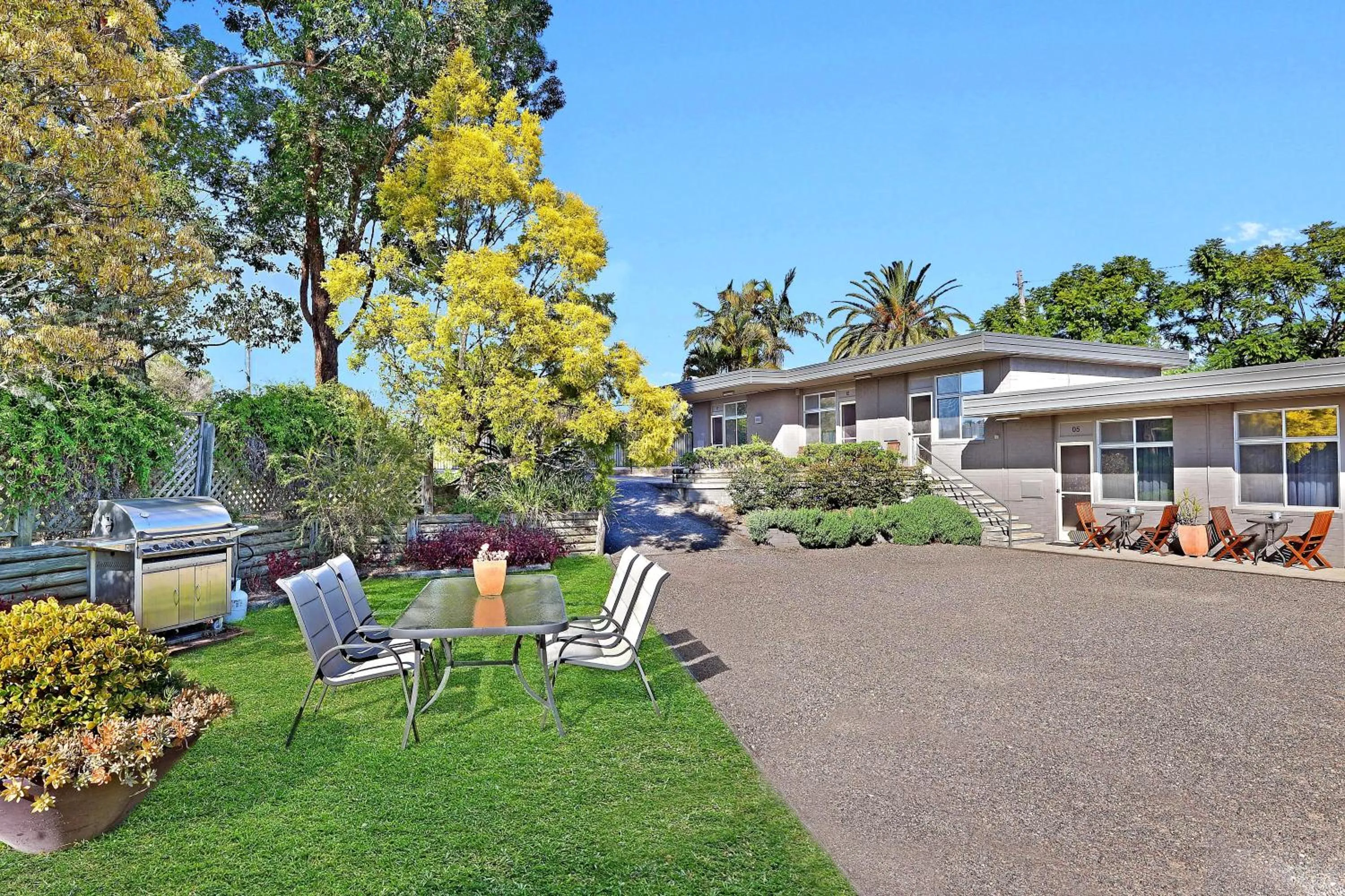 Property building in Wingham Motel