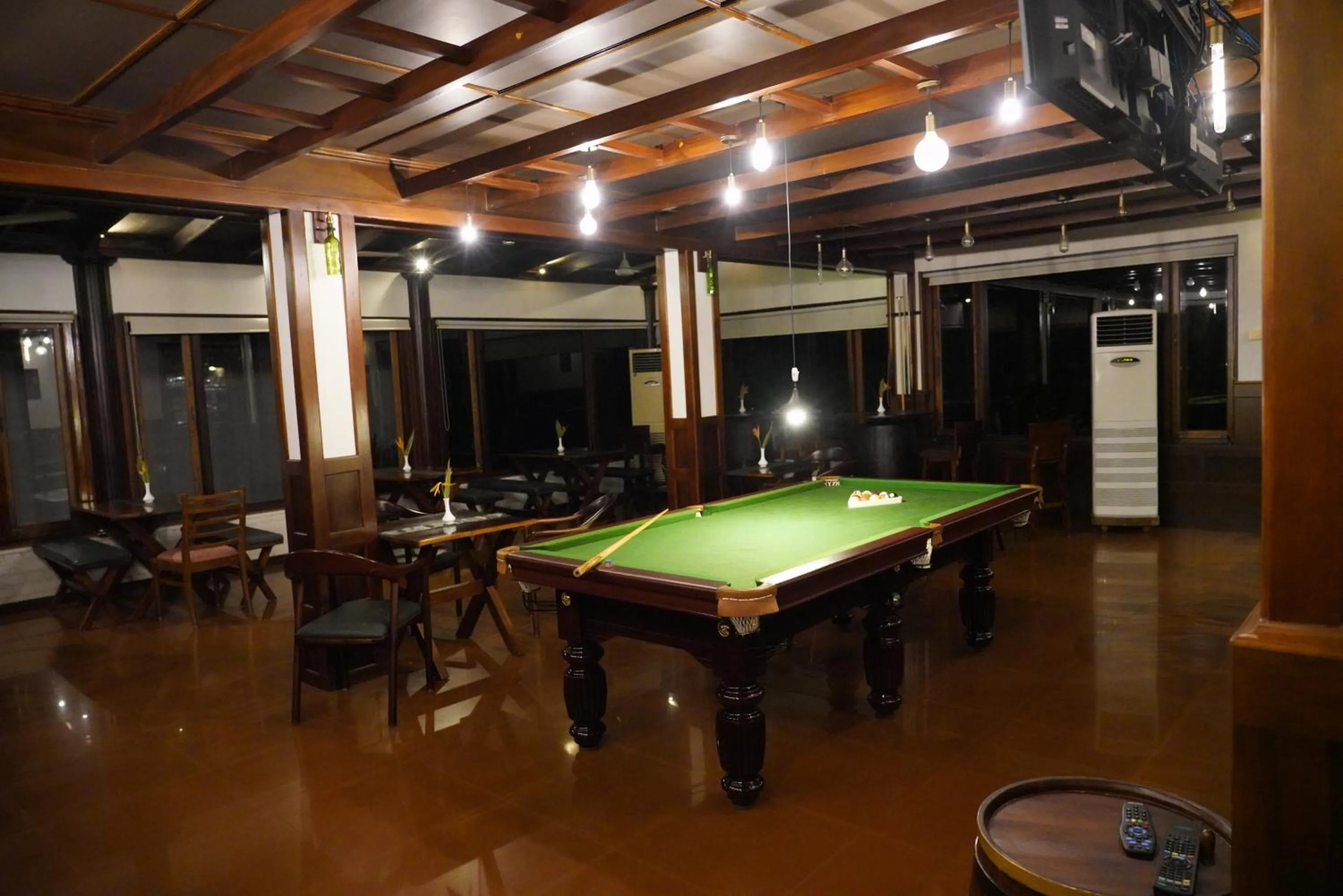Billiard in Backwater Ripples Kumarakom
