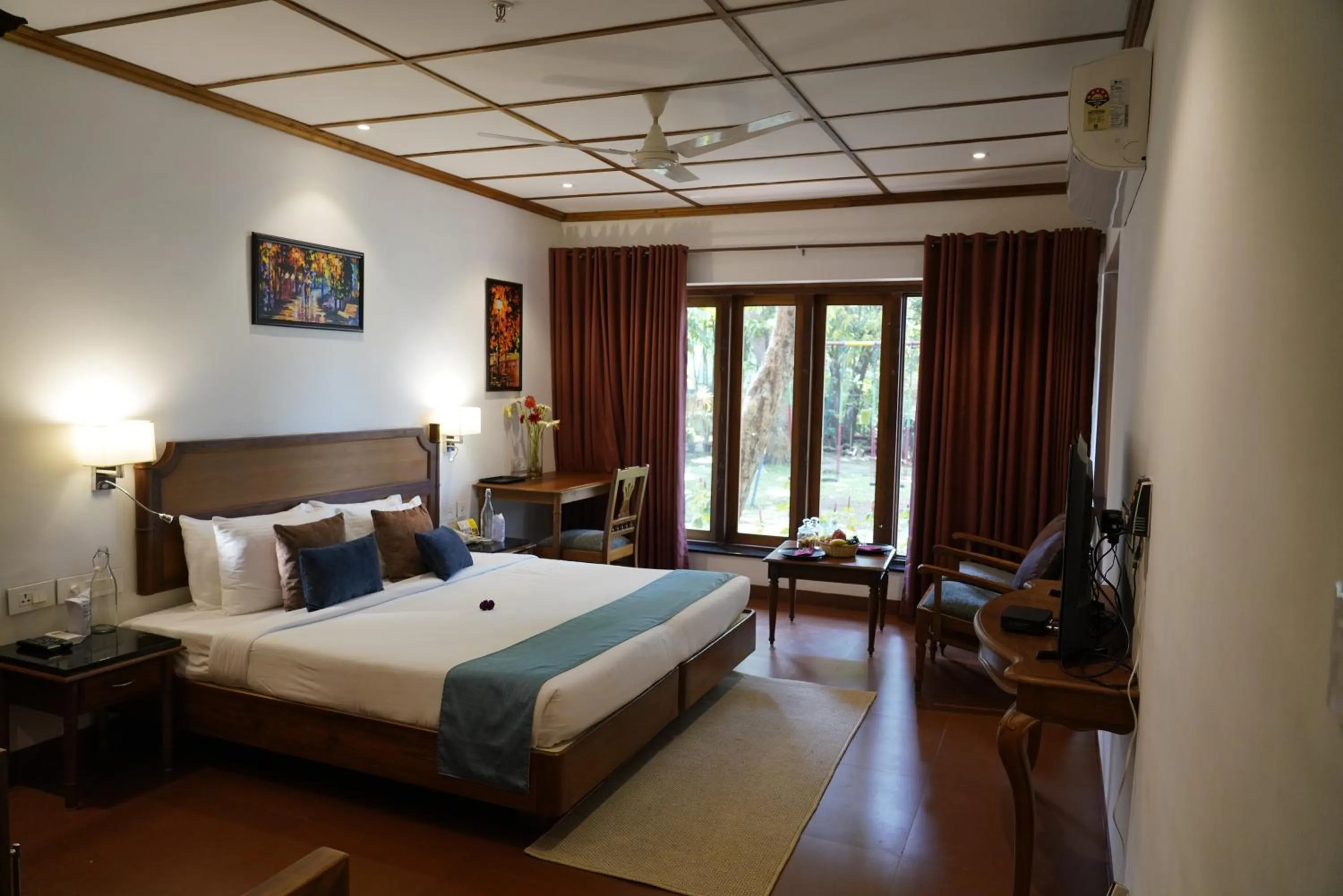 Bedroom, Bed in Backwater Ripples Kumarakom