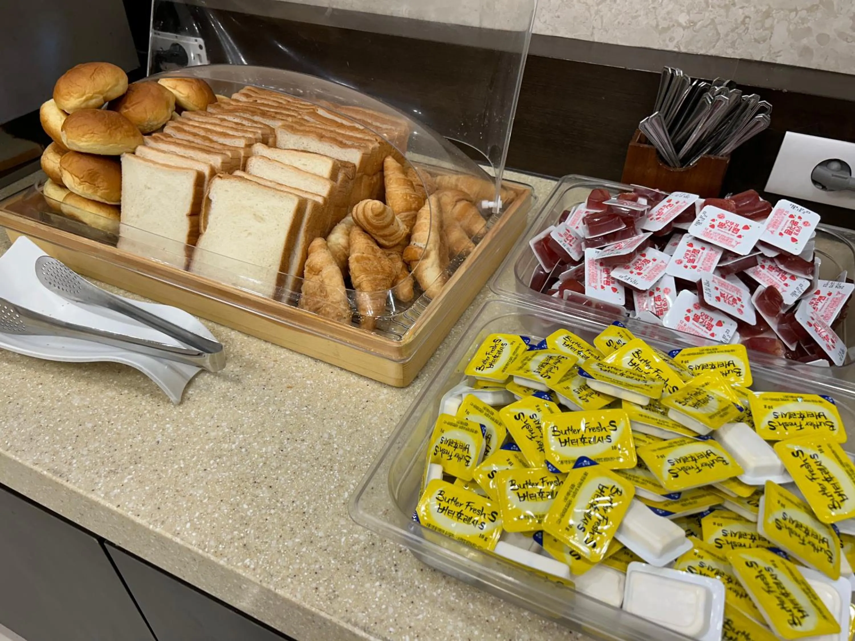 Breakfast in Toyoko Inn Seoul Gangnam