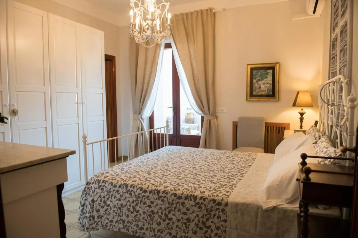 Bed in B&B Cenzina