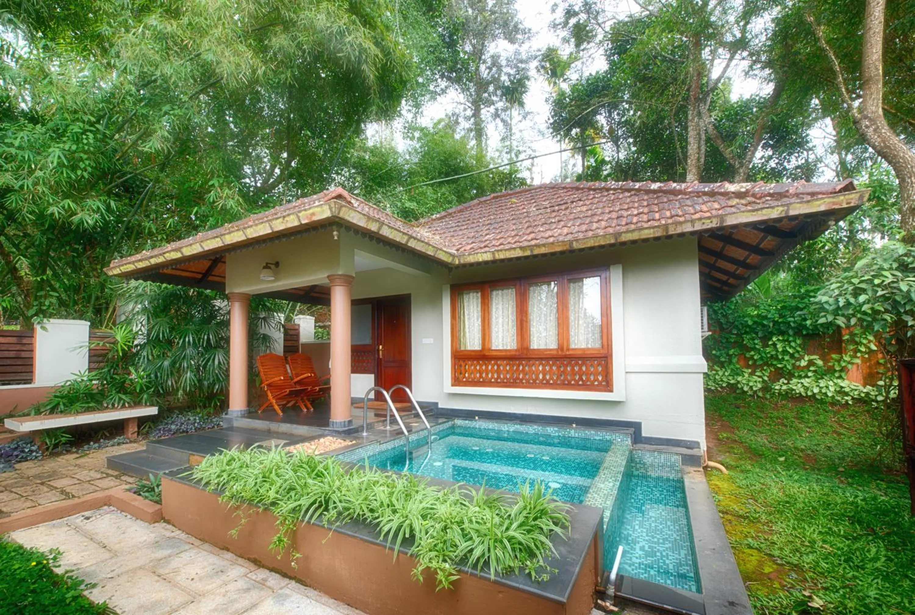Swimming pool in Greenwoods Resort, Thekkady