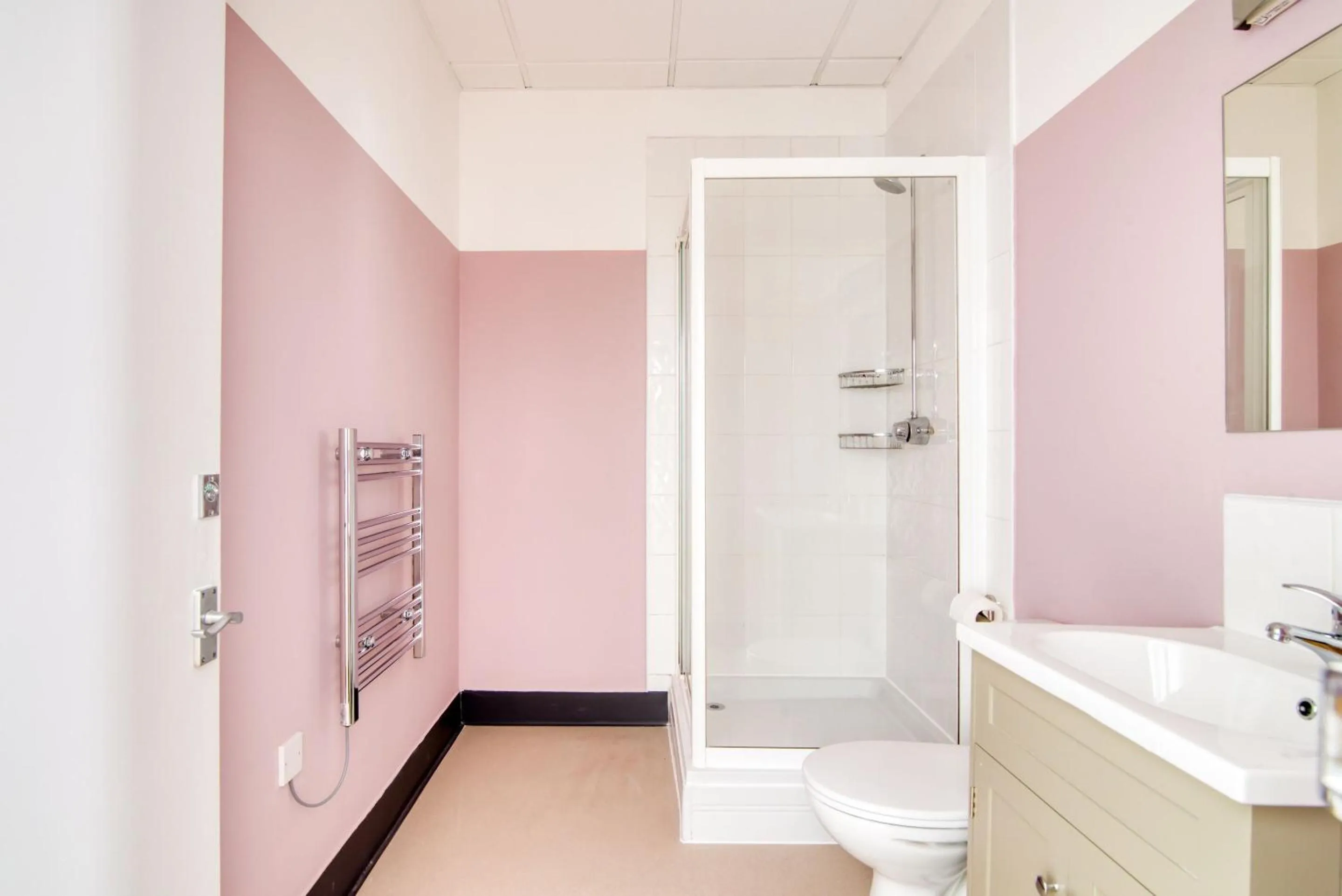 Shower in Malacuna Birmingham