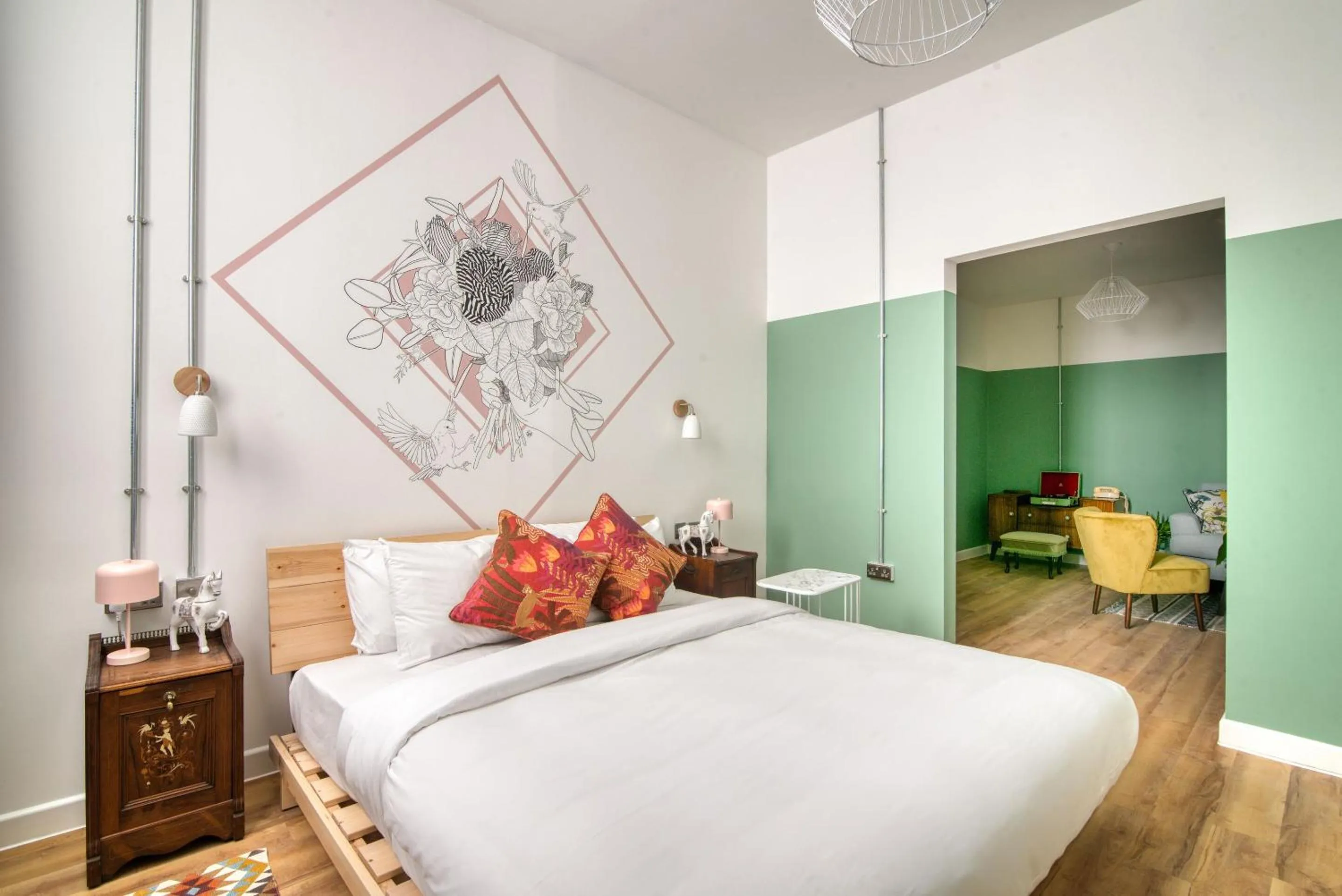 Bed in Malacuna Birmingham