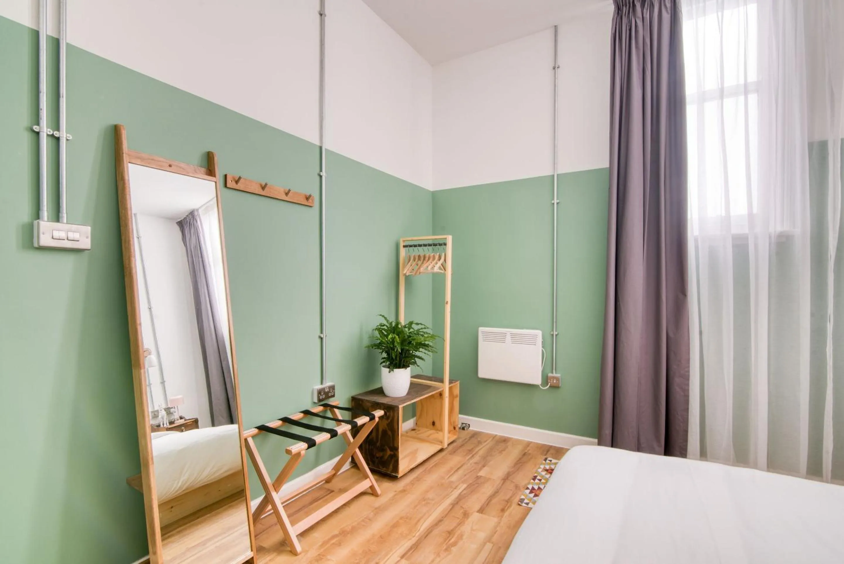 Bed in Malacuna Birmingham