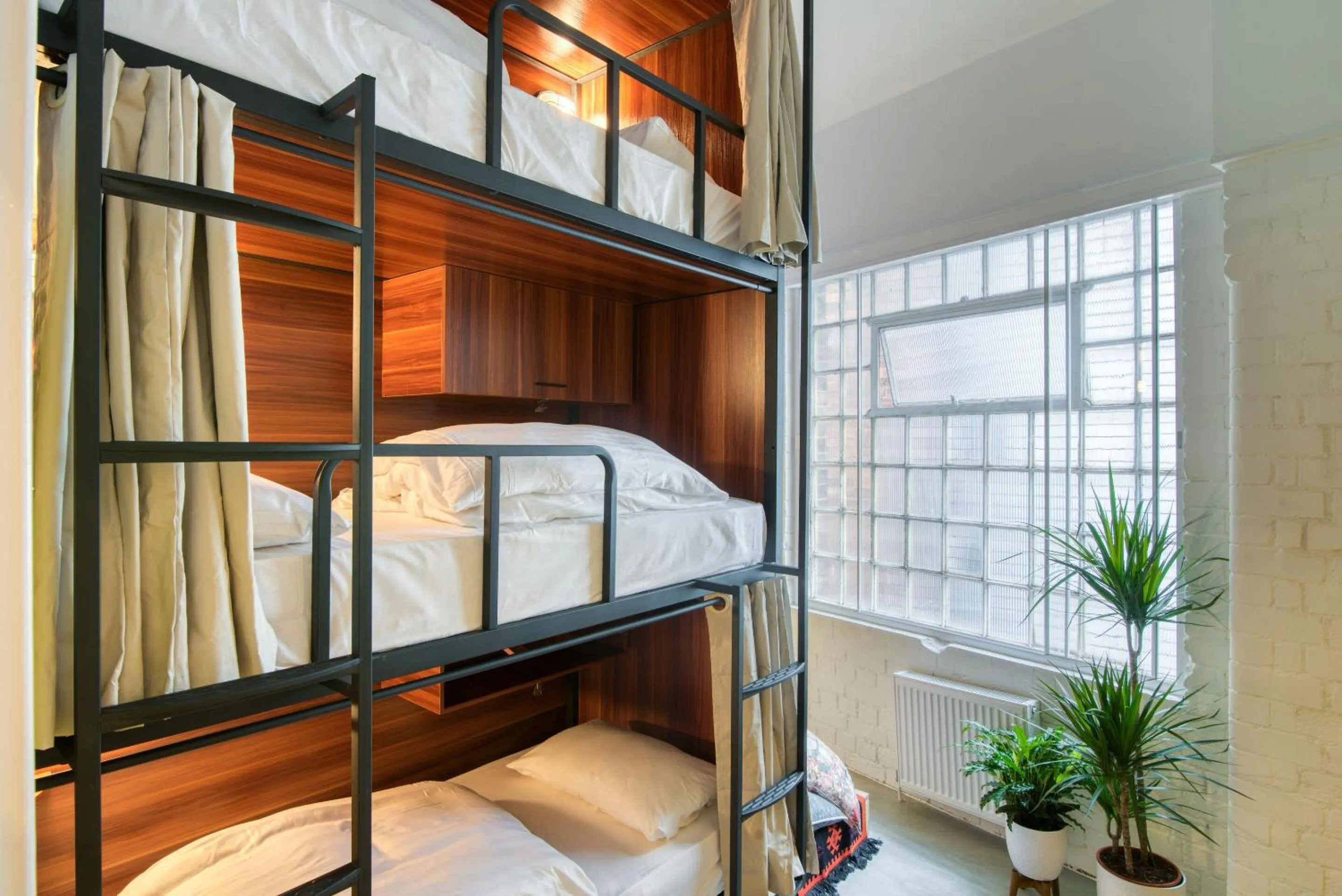 Bed in Malacuna Birmingham