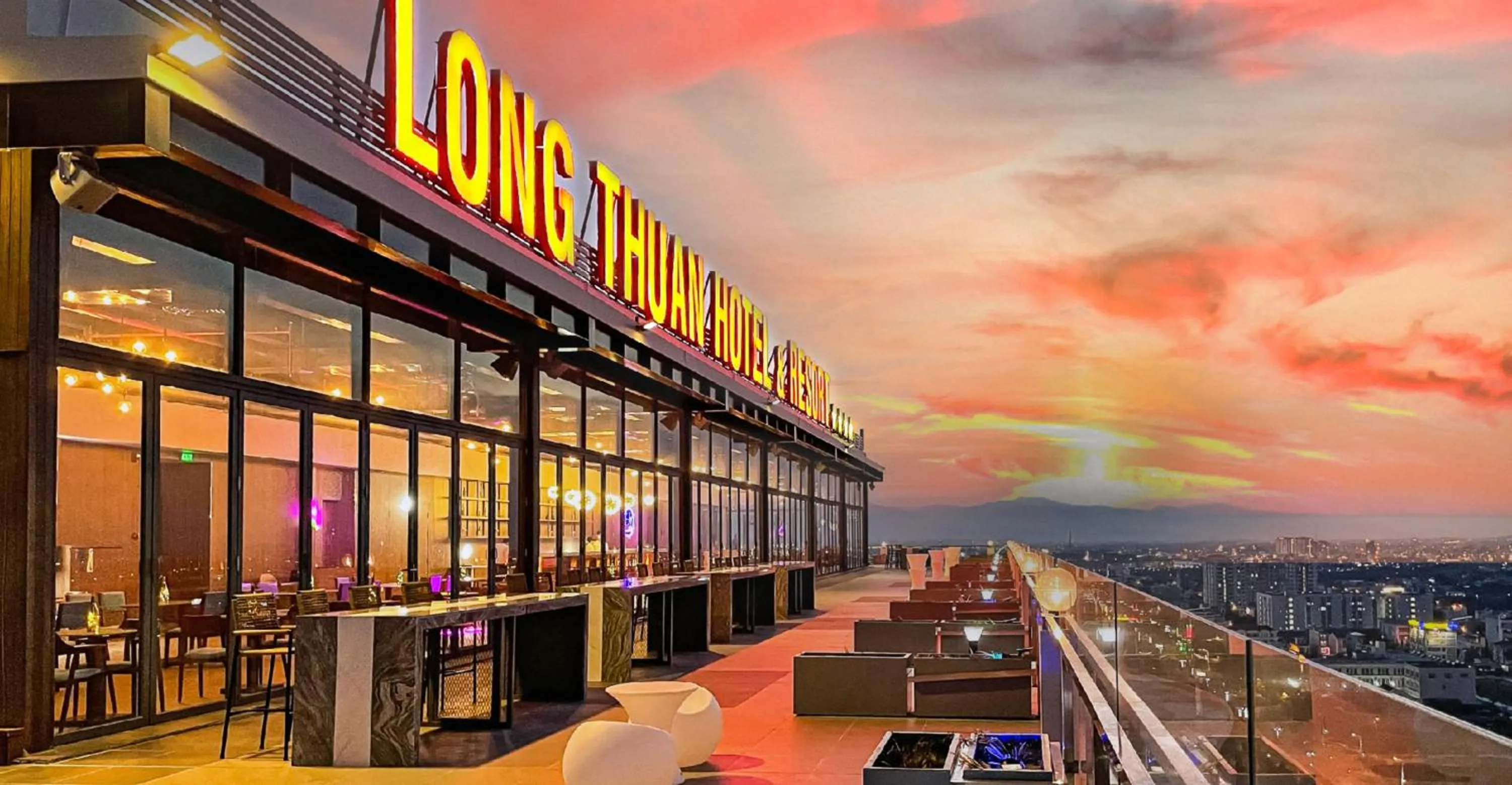 Restaurant/places to eat in Long Thuan Hotel & Resort