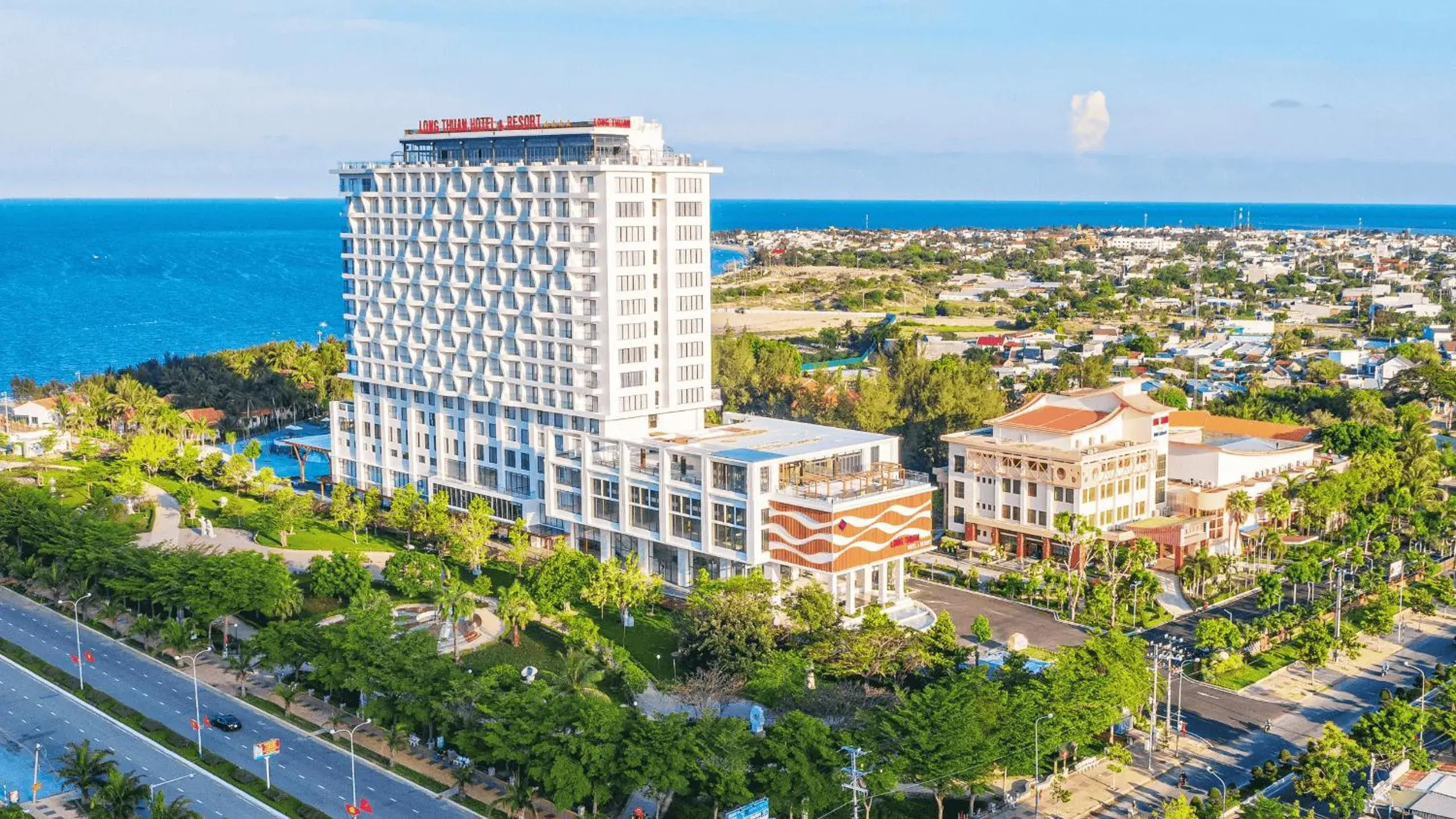 Long Thuan Hotel & Resort Long Thuan Hotel & Resort