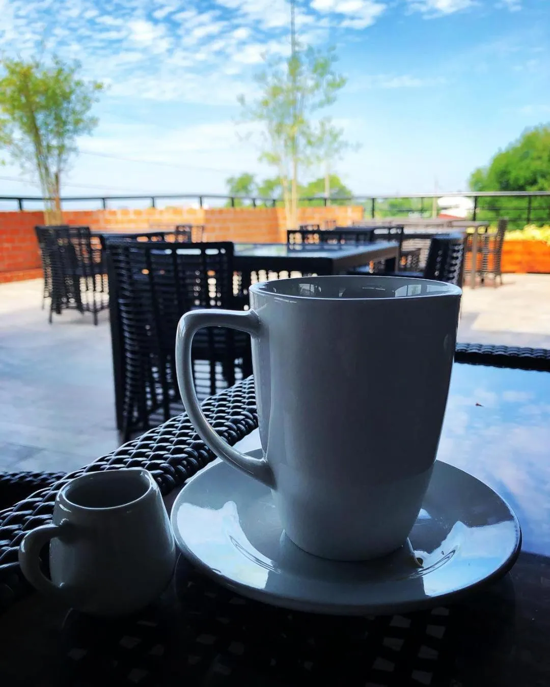 Restaurant/places to eat in The Madeline Boutique Hotel & Suites