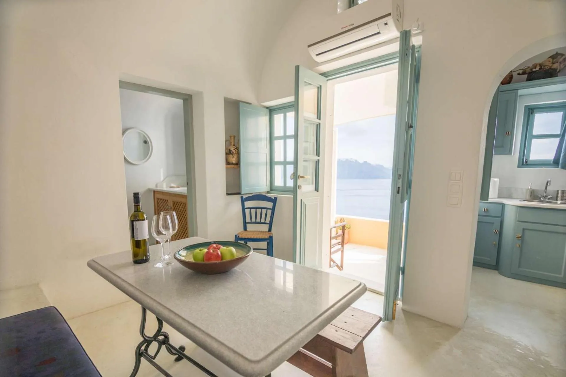 Kitchen or kitchenette in Zoe Aegeas Traditional houses