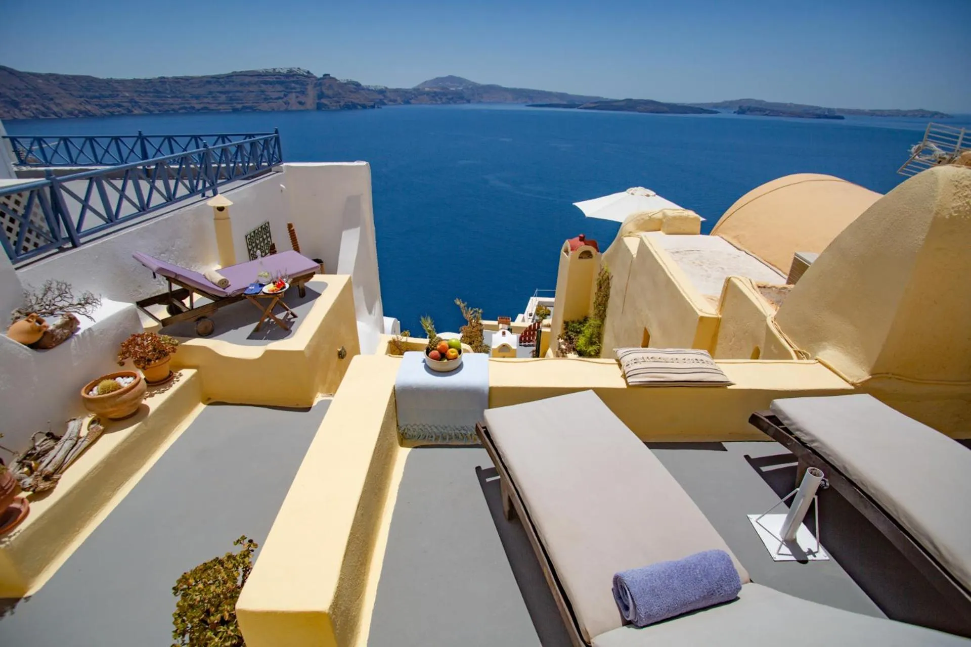 Restaurant/places to eat in Zoe Aegeas Traditional houses