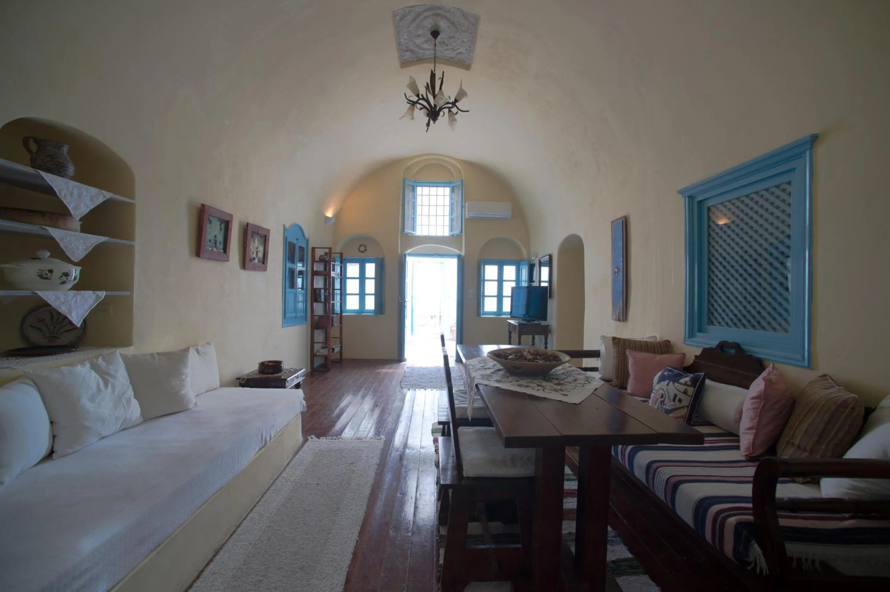 Patio, Bed in Zoe Aegeas Traditional houses