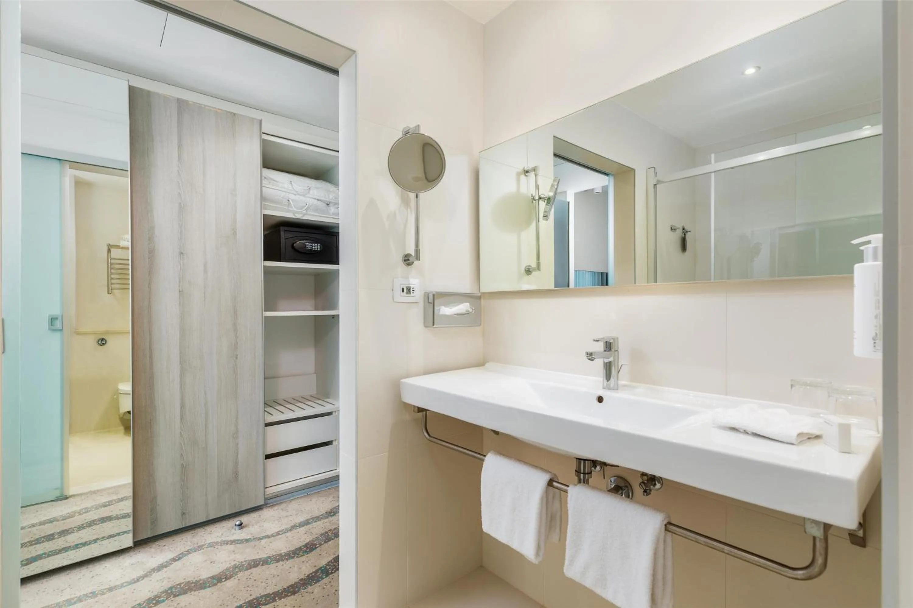 Bathroom in Park Plaza Histria Pula