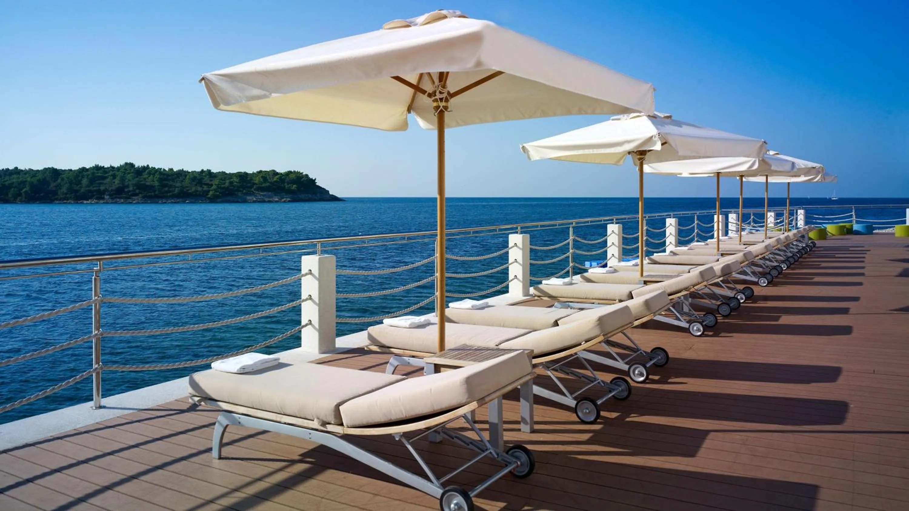 Property building in Park Plaza Histria Pula