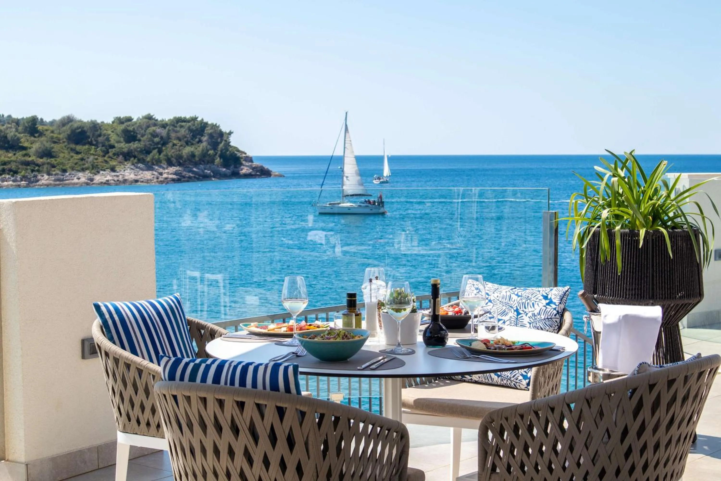 Restaurant/places to eat in Park Plaza Histria Pula