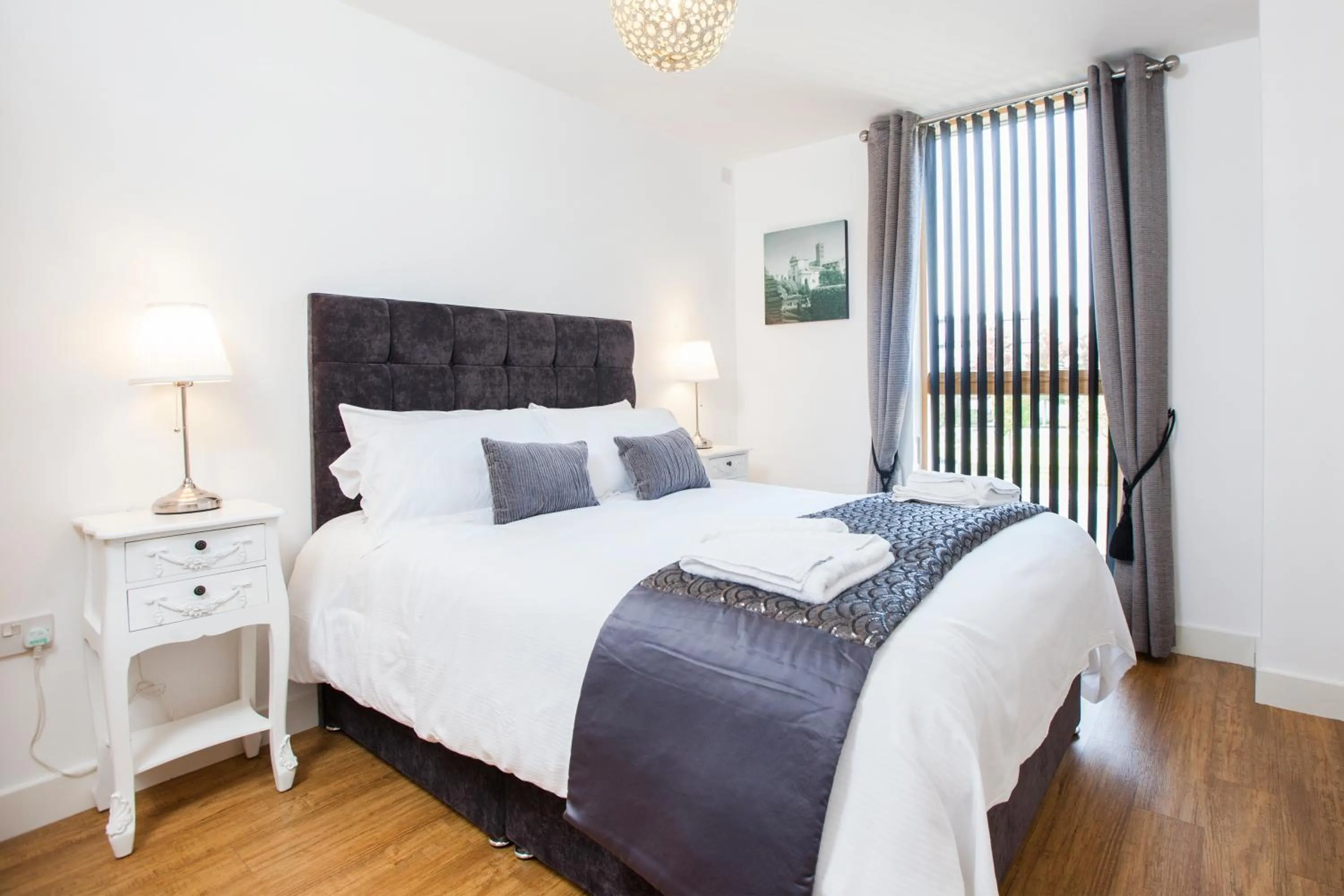 Bed in City Stay Apartments - Vizion