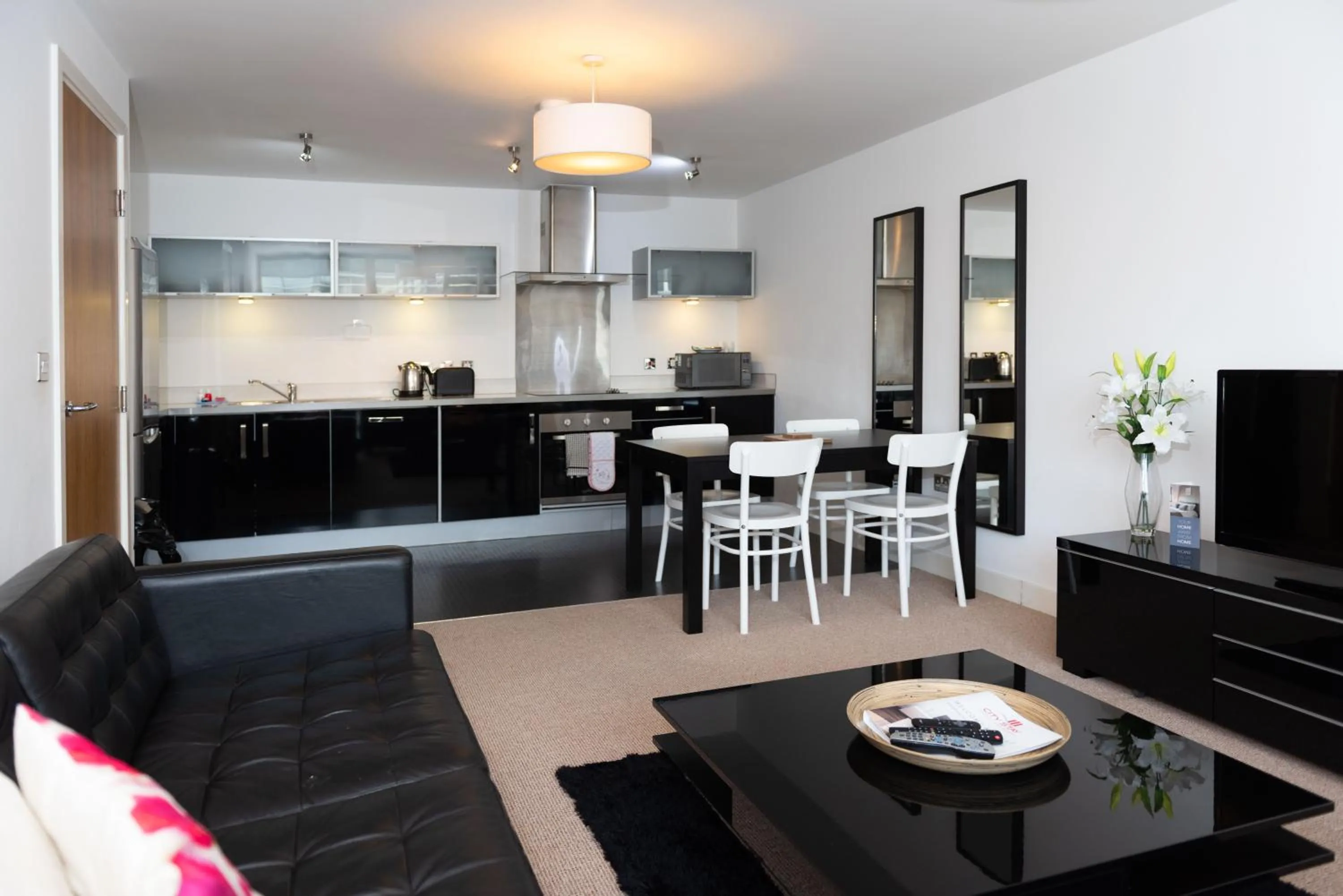 Dining area in City Stay Apartments - Vizion