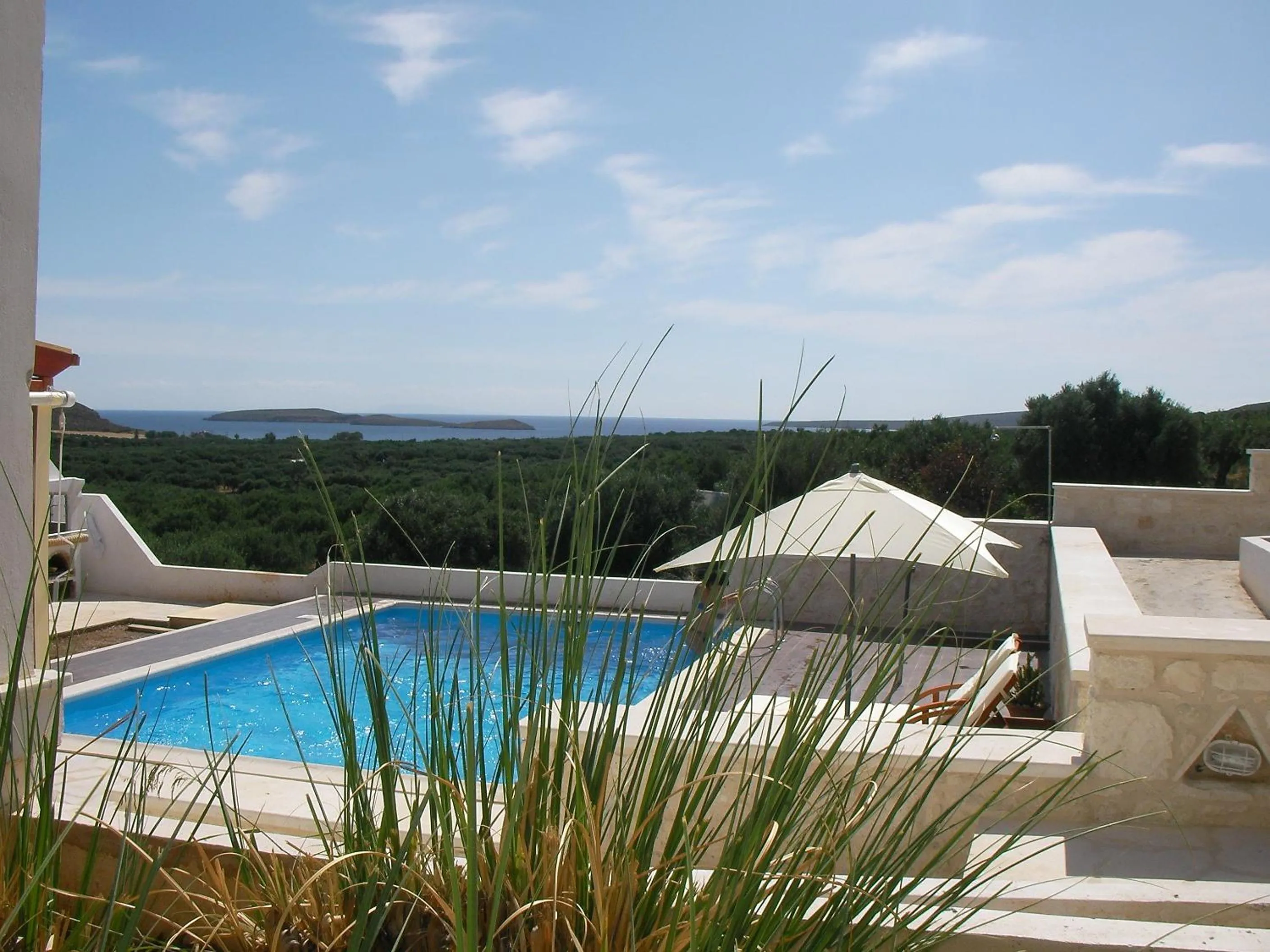 Swimming pool in Elia Studios
