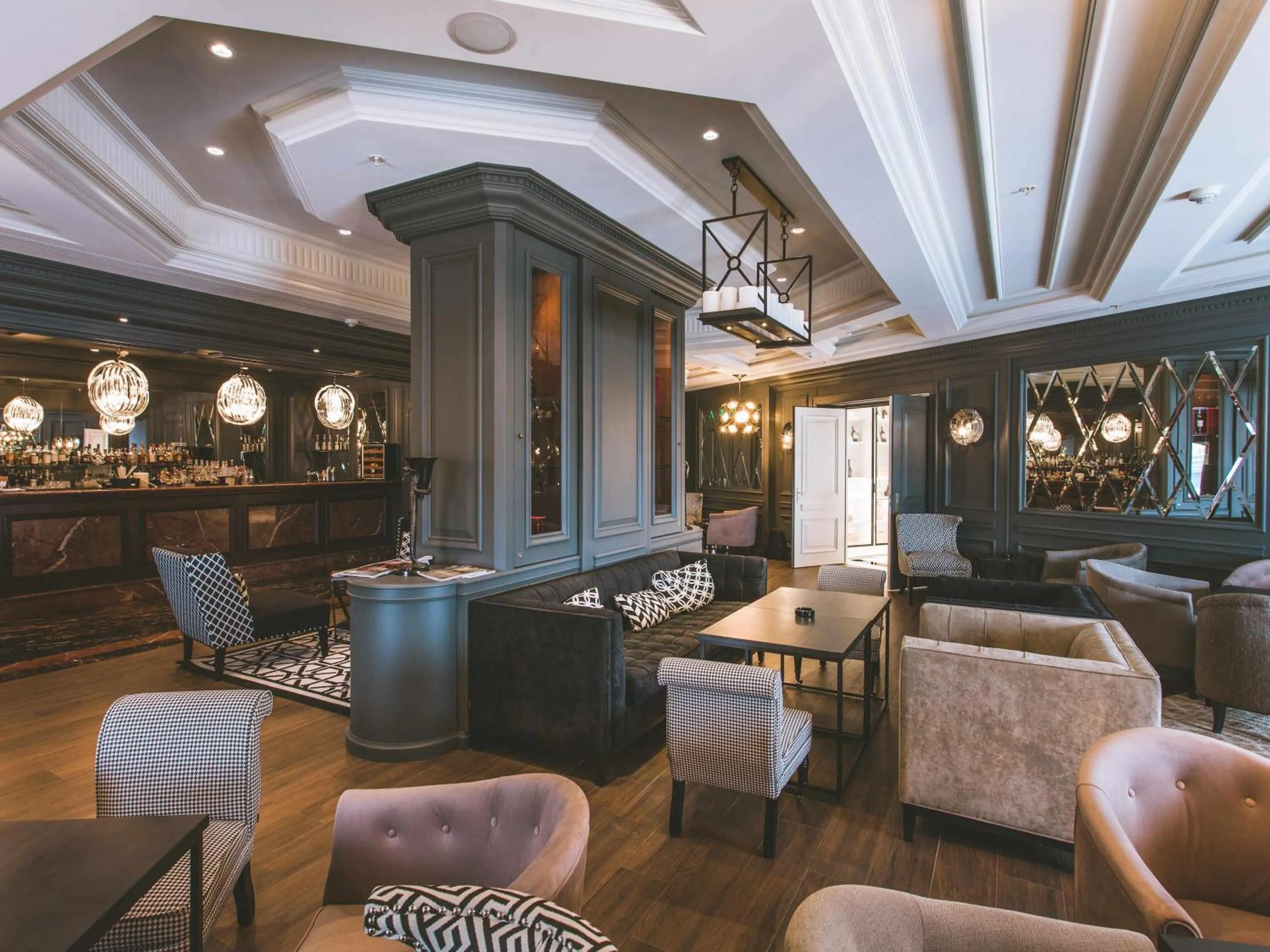 Lounge or bar in Fairmont Grand Hotel Kyiv