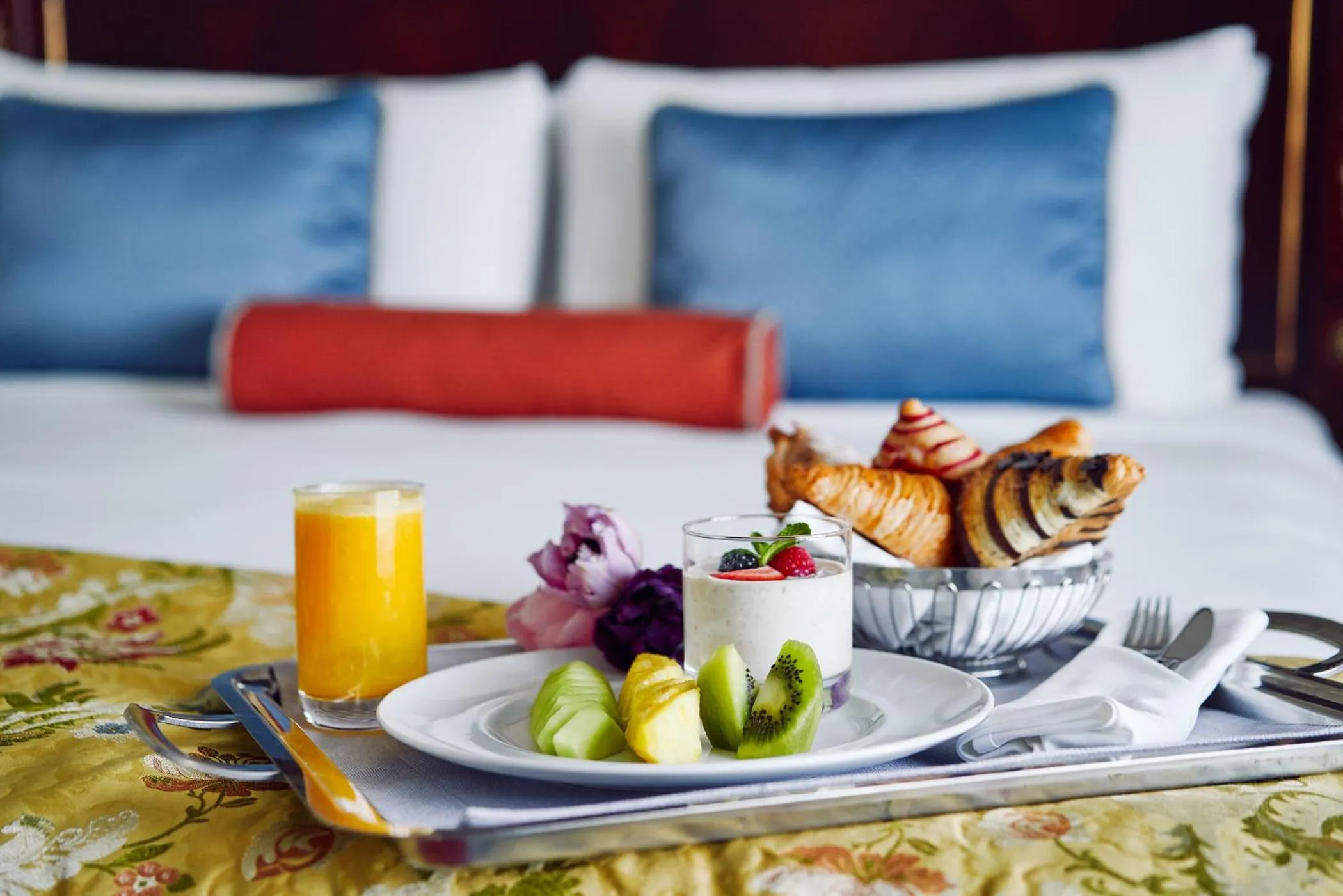 Breakfast, Bed in Fairmont Grand Hotel Kyiv