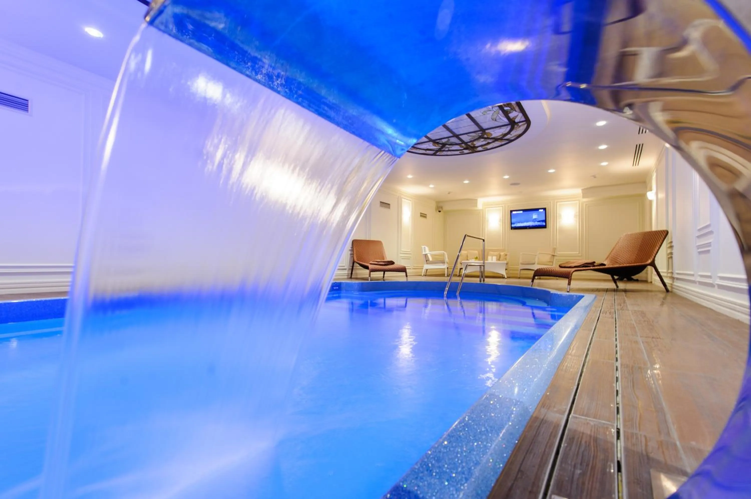 Swimming pool in Fairmont Grand Hotel Kyiv