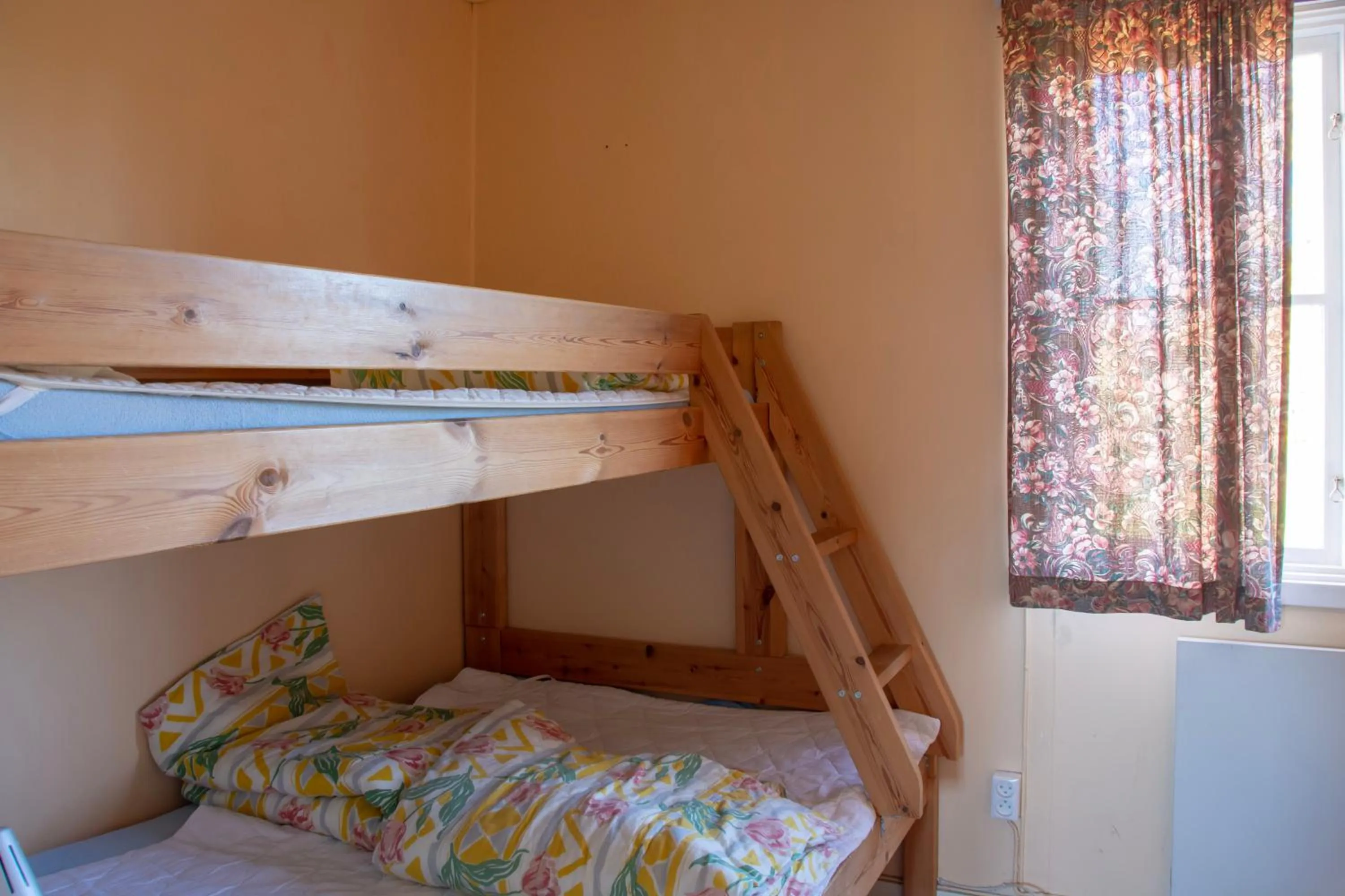 bunk bed, Bed in Älvdalens Camping