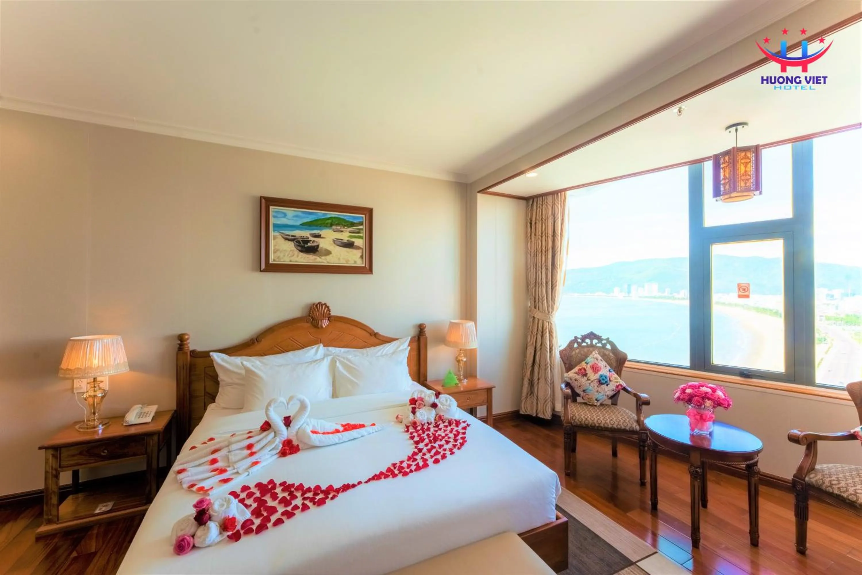 Bedroom, Bed in Huong Viet Hotel Quy Nhon - Beachfront