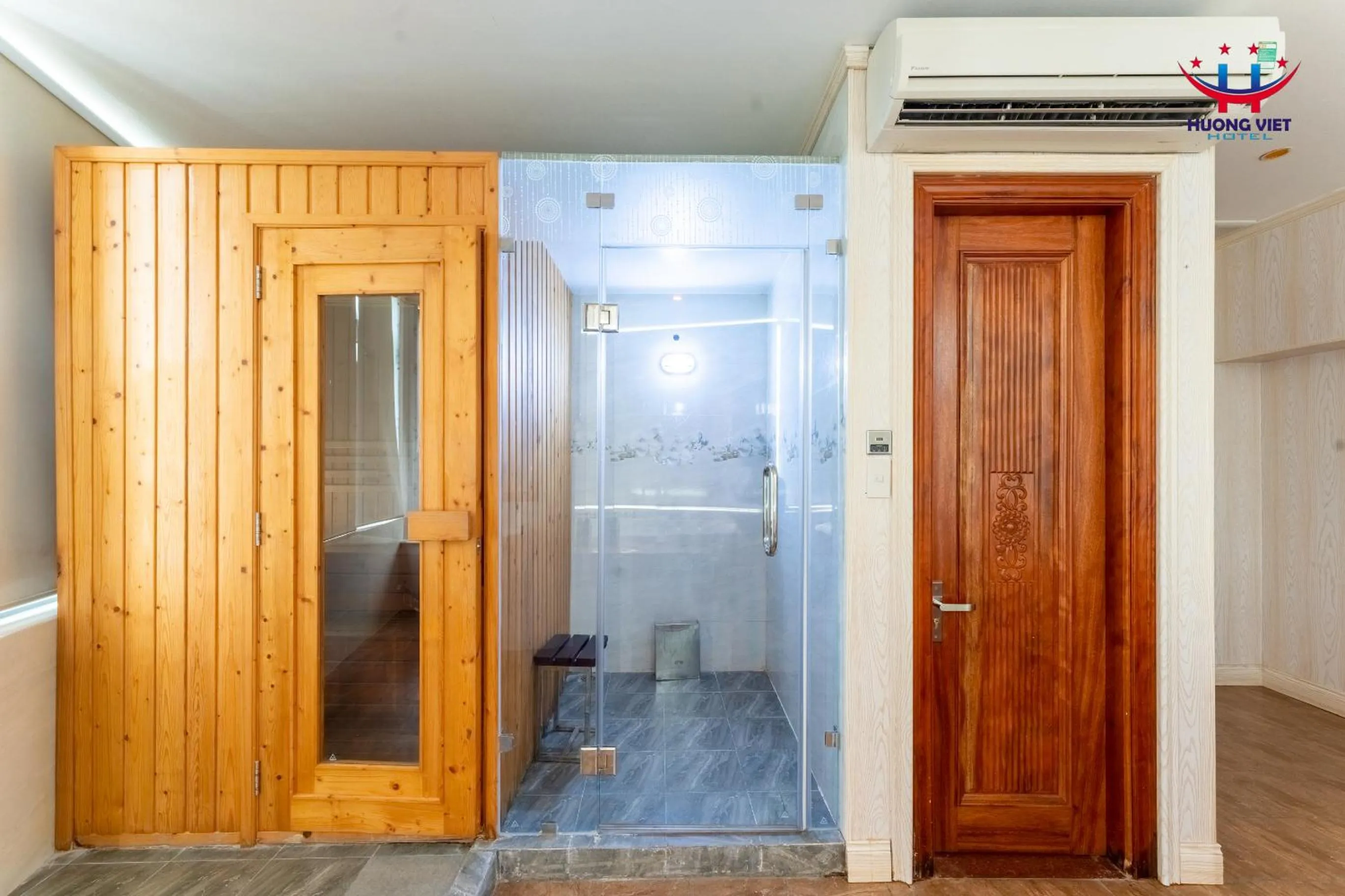 Massage in Huong Viet Hotel Quy Nhon - Beachfront