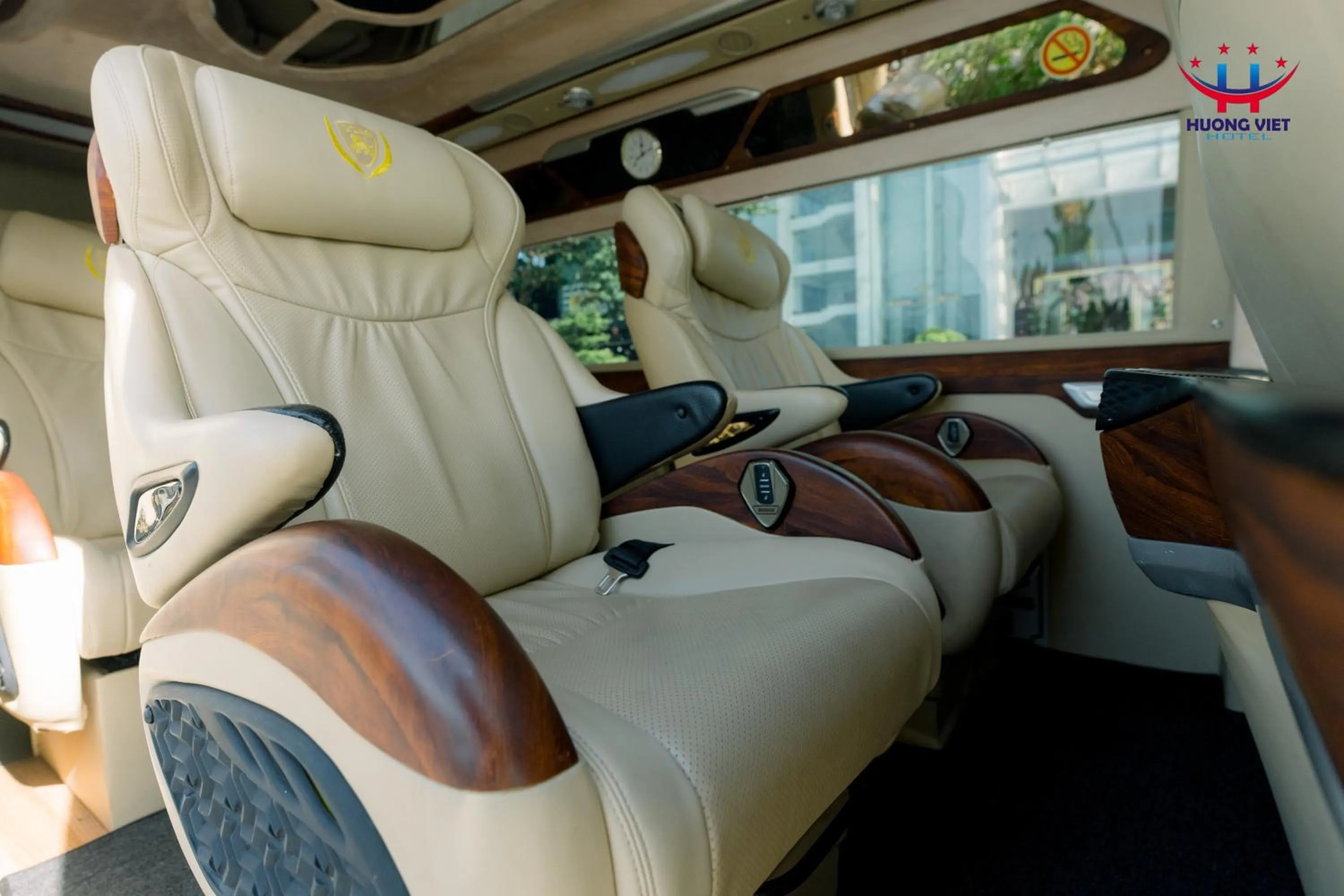 shuttle in Huong Viet Hotel Quy Nhon - Beachfront