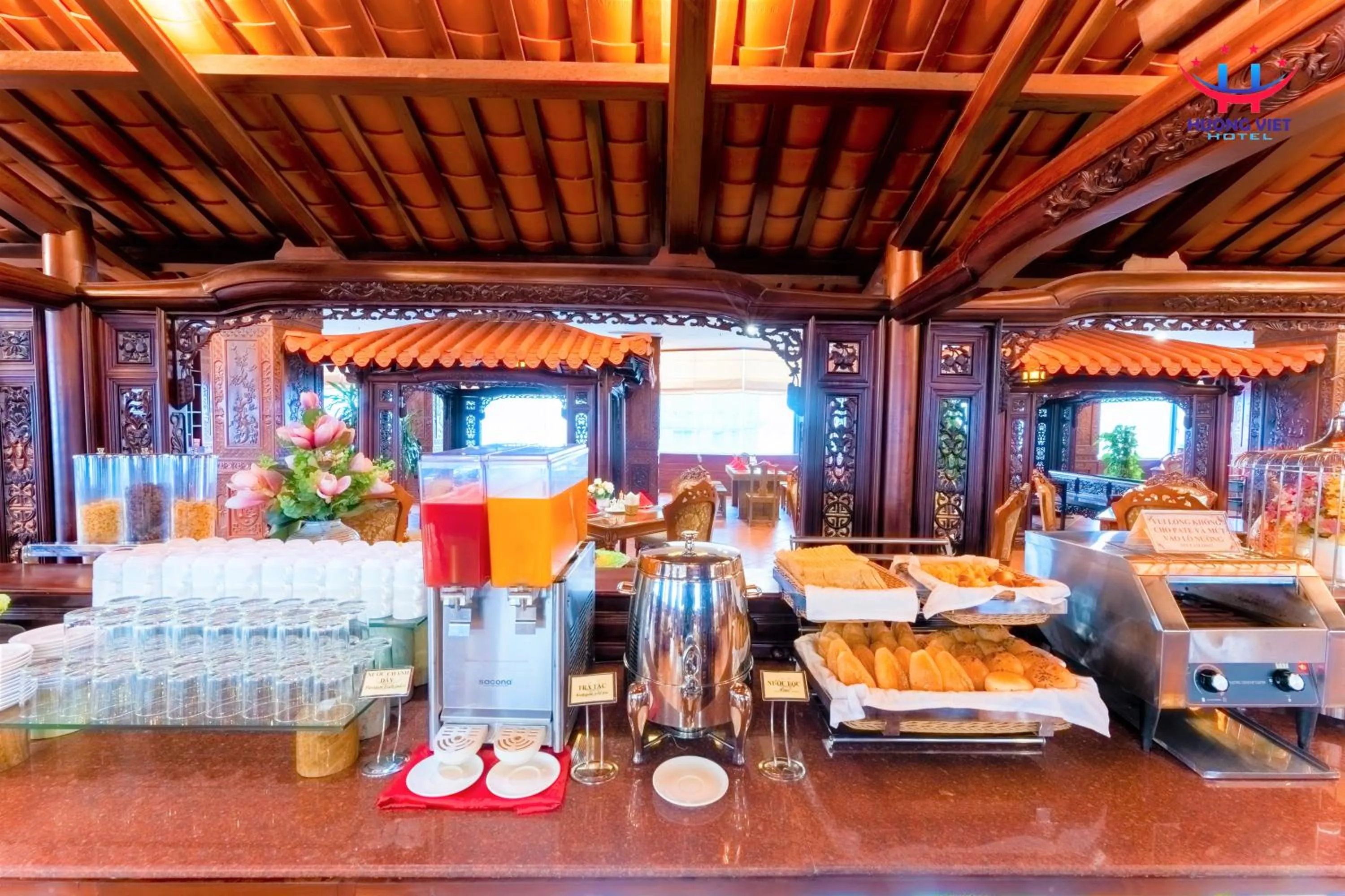 Buffet breakfast in Huong Viet Hotel Quy Nhon - Beachfront