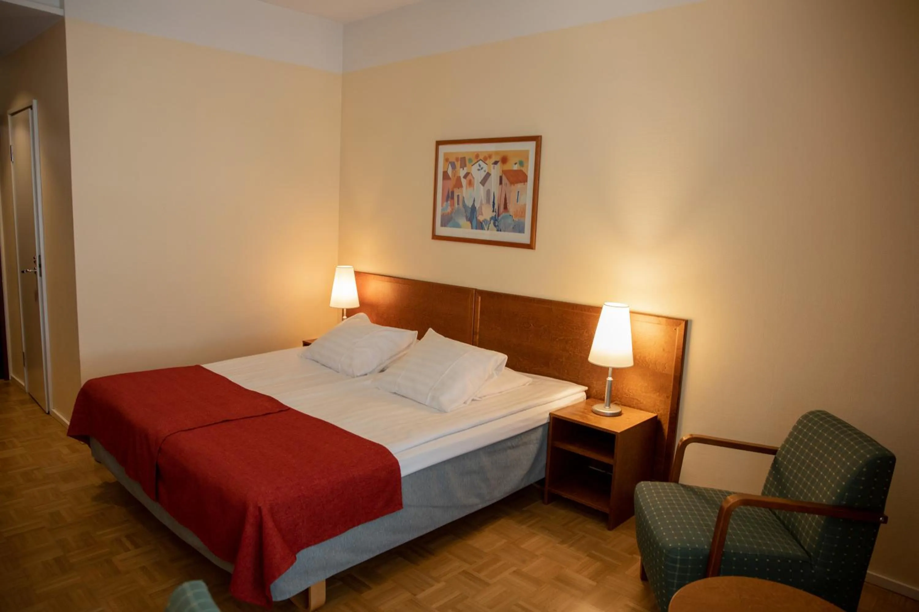 Photo of the whole room, Bed in Hotel Kokkola