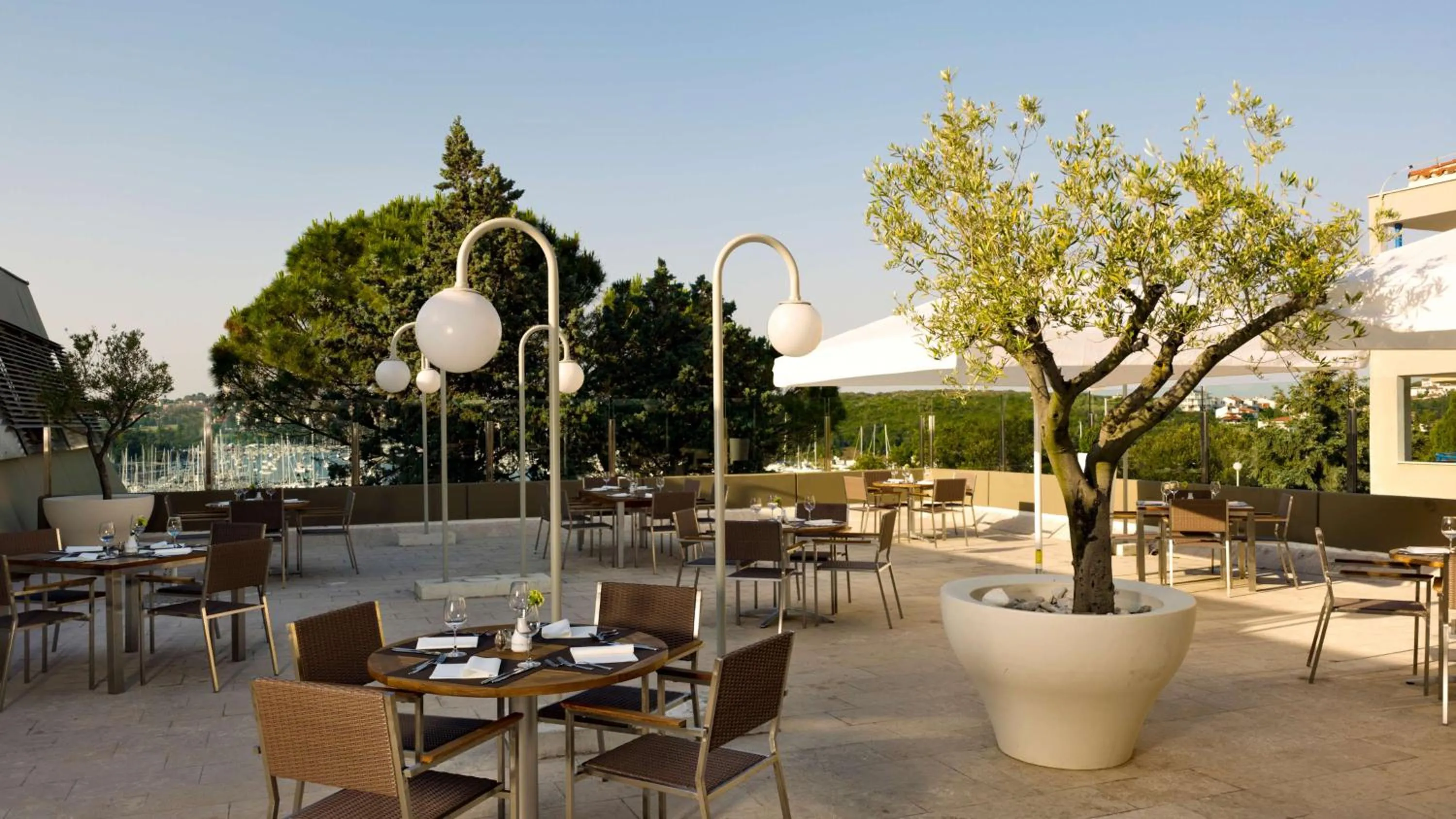 Restaurant/places to eat in Park Plaza Verudela Pula