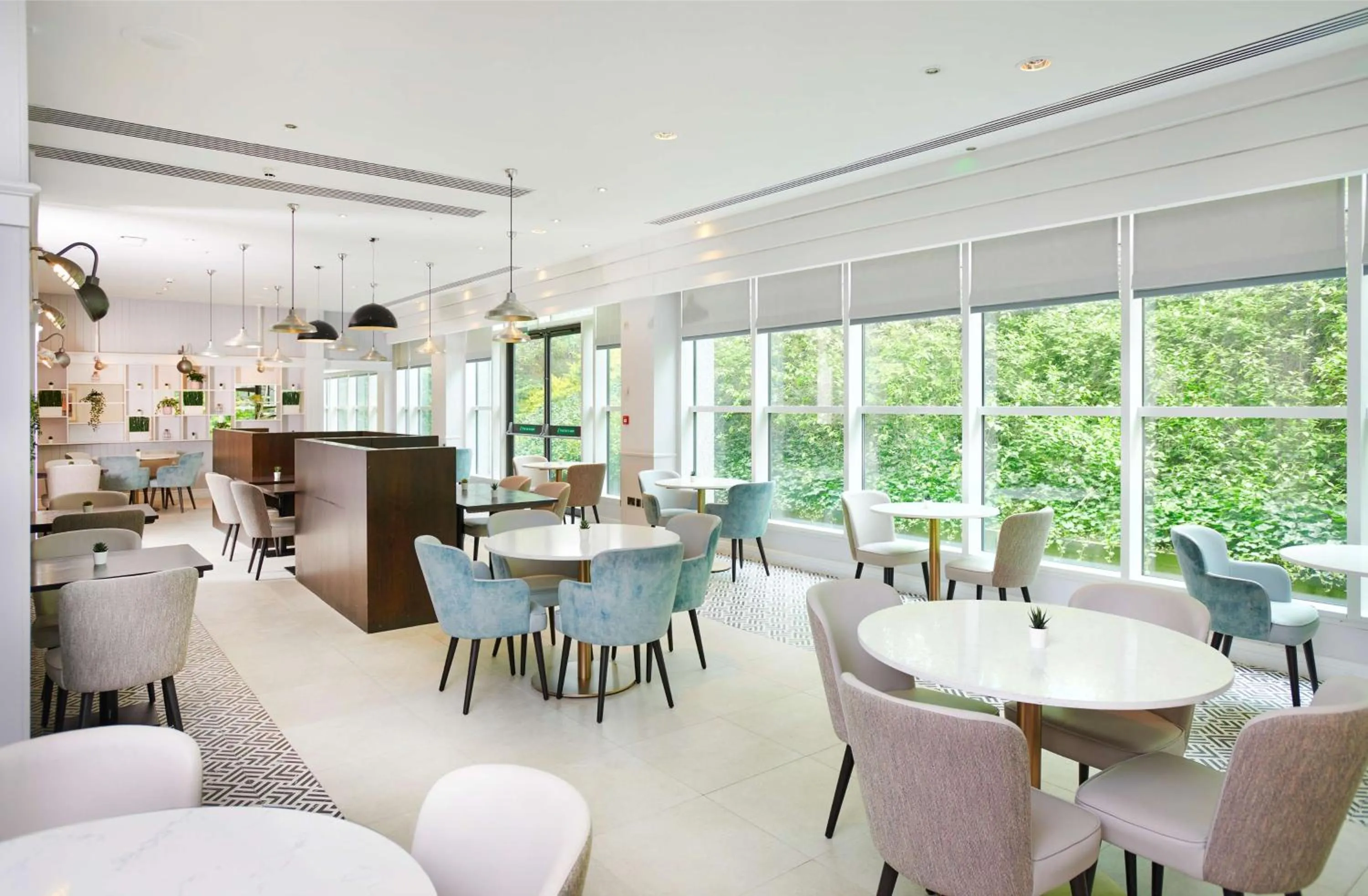 Restaurant/places to eat in Hilton London Croydon