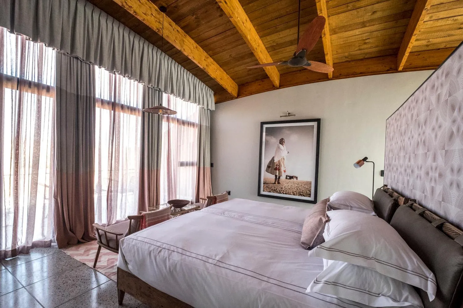 Bedroom, Bed in The Desert Grace