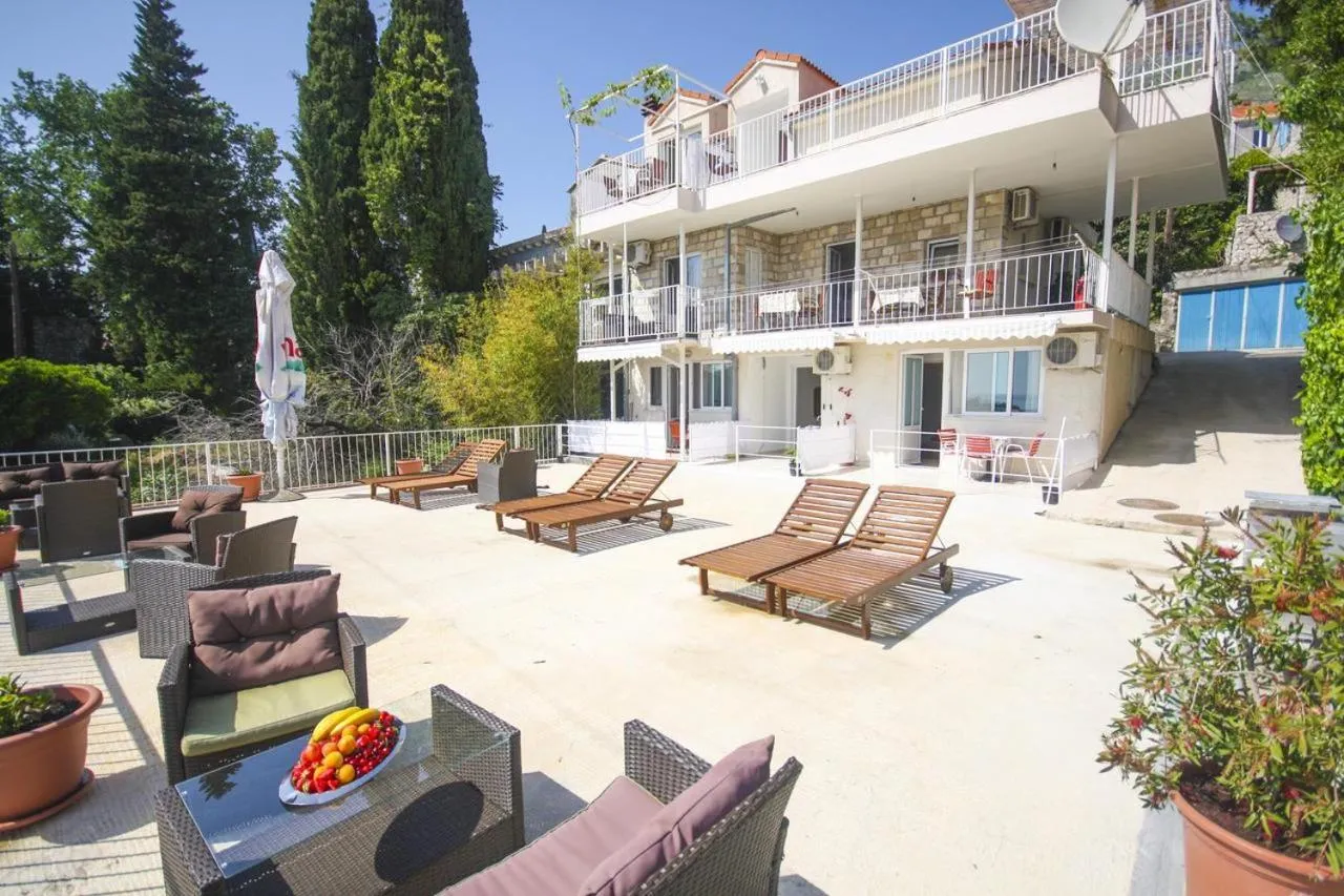 Property building in Apartments Katica