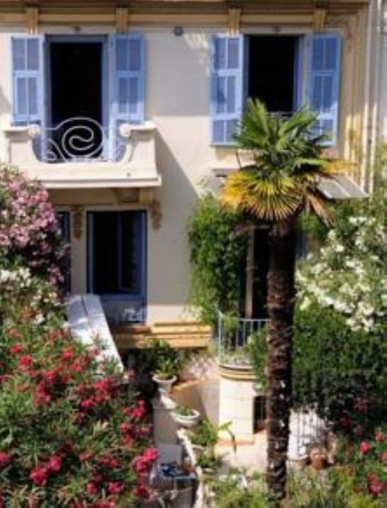 Facade/entrance in Villa Saint Hubert