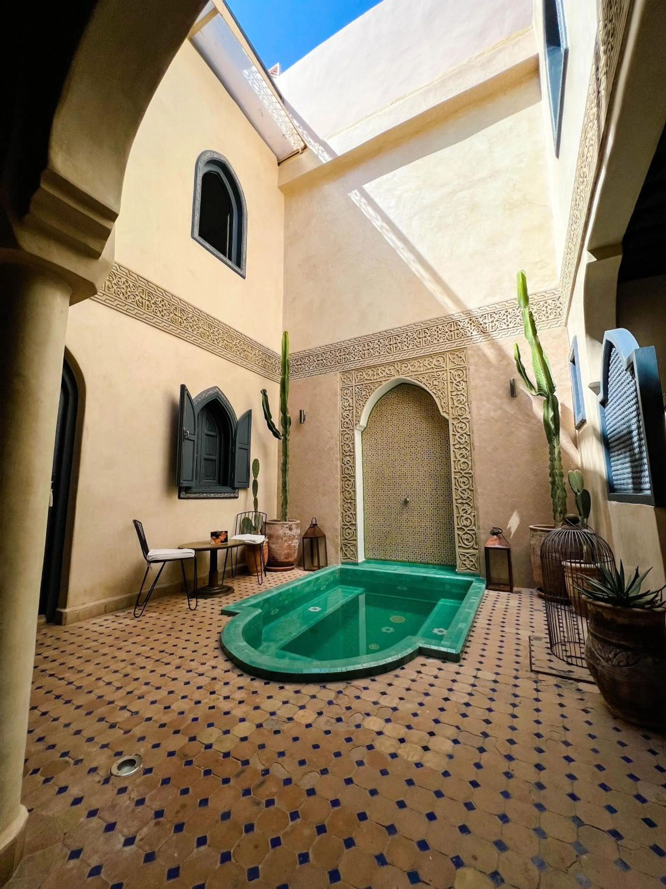 Swimming pool in Riad Jonan & Spa