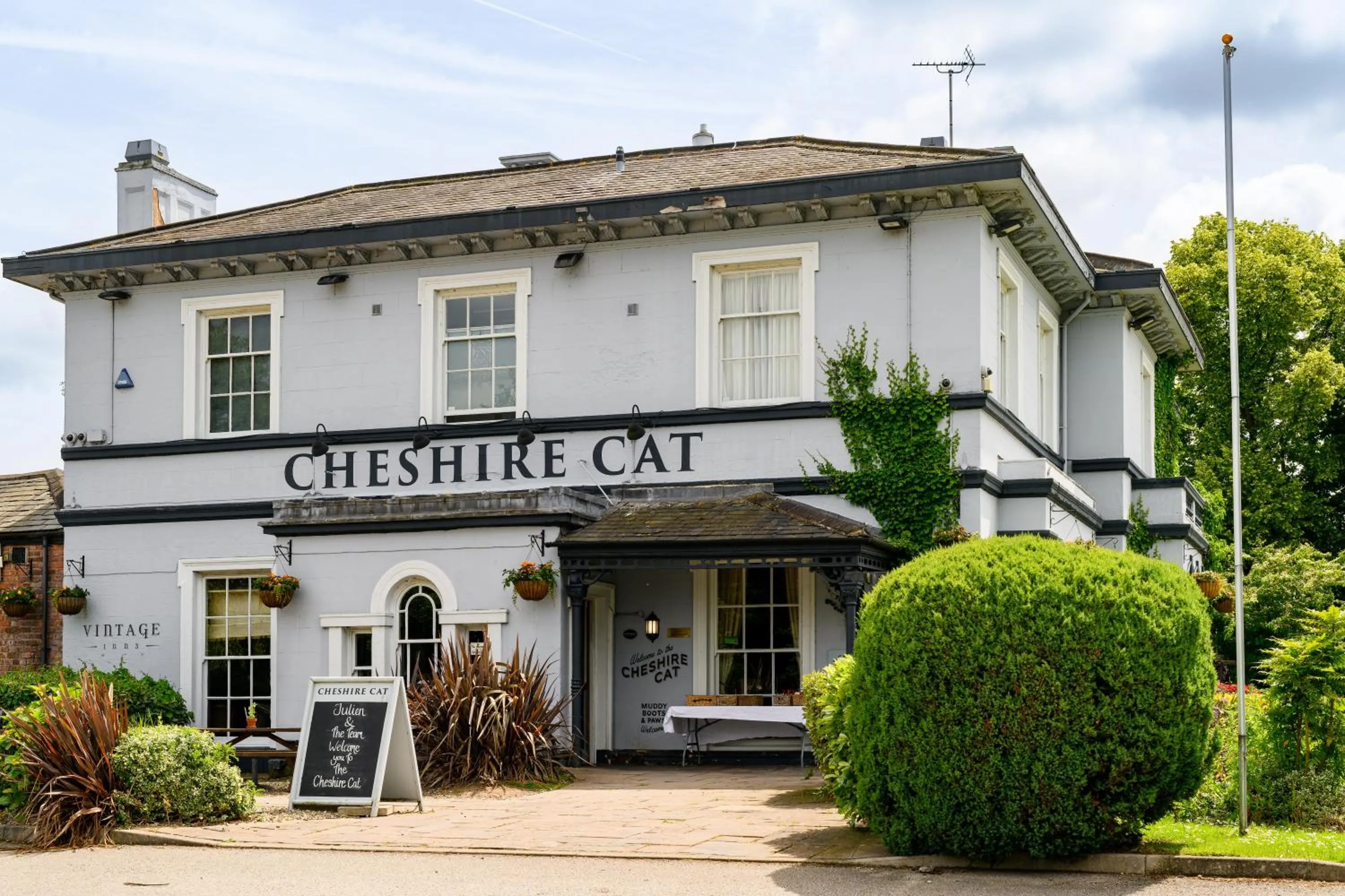 Property building in The Cheshire Cat by Innkeeper's Collection