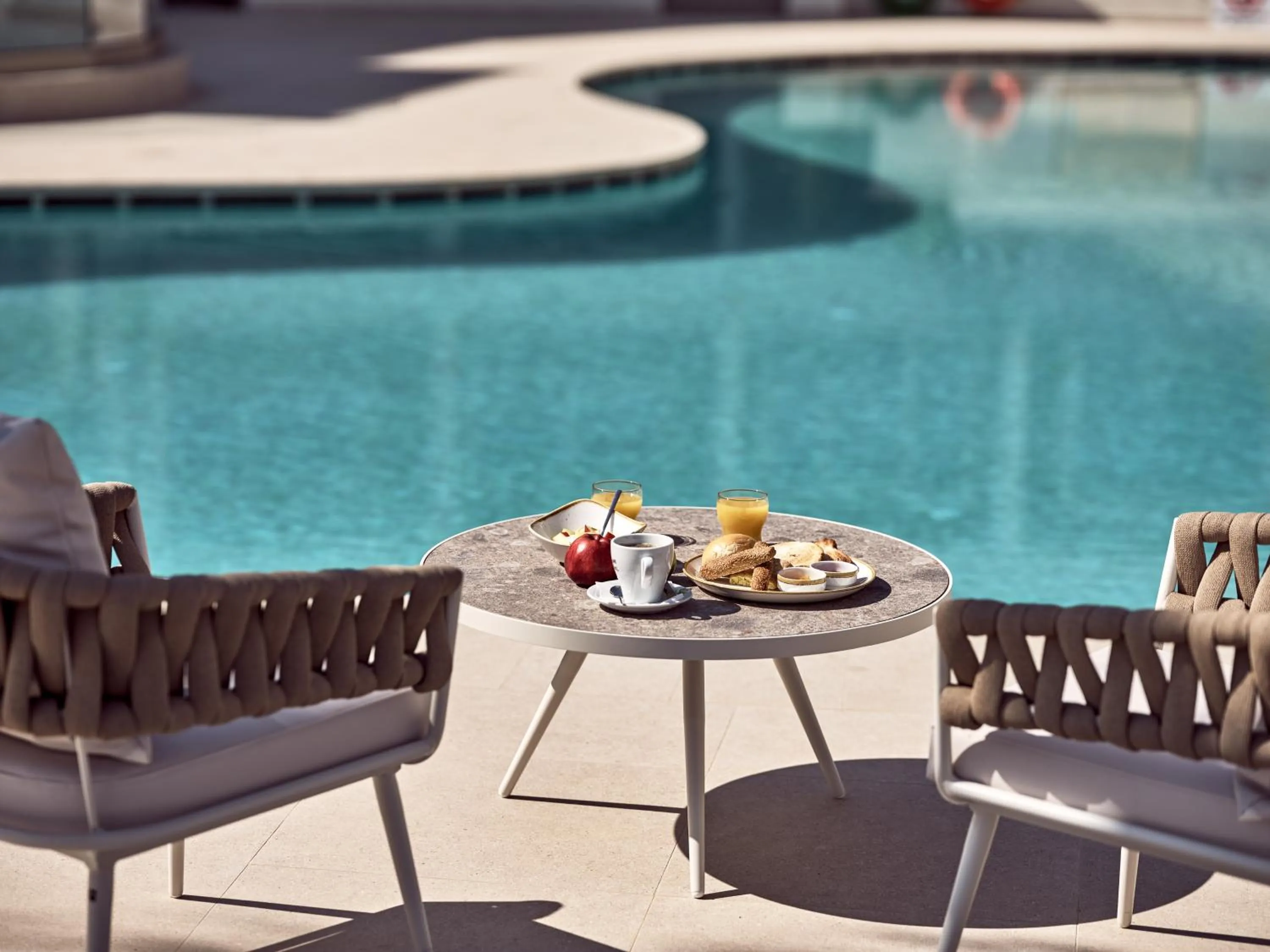 Swimming pool in Windmill Bay Hotel