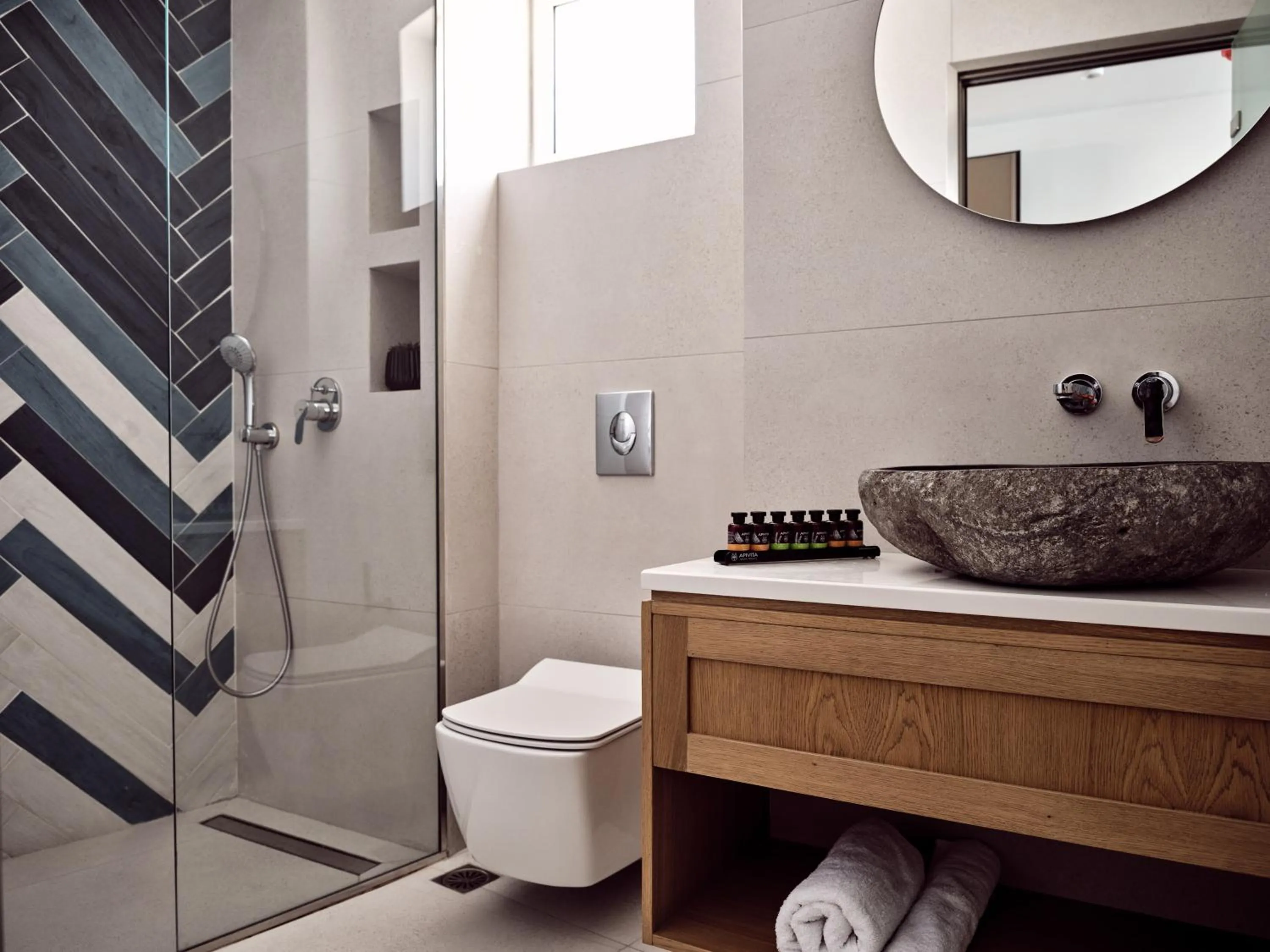 Bathroom in Windmill Bay Hotel