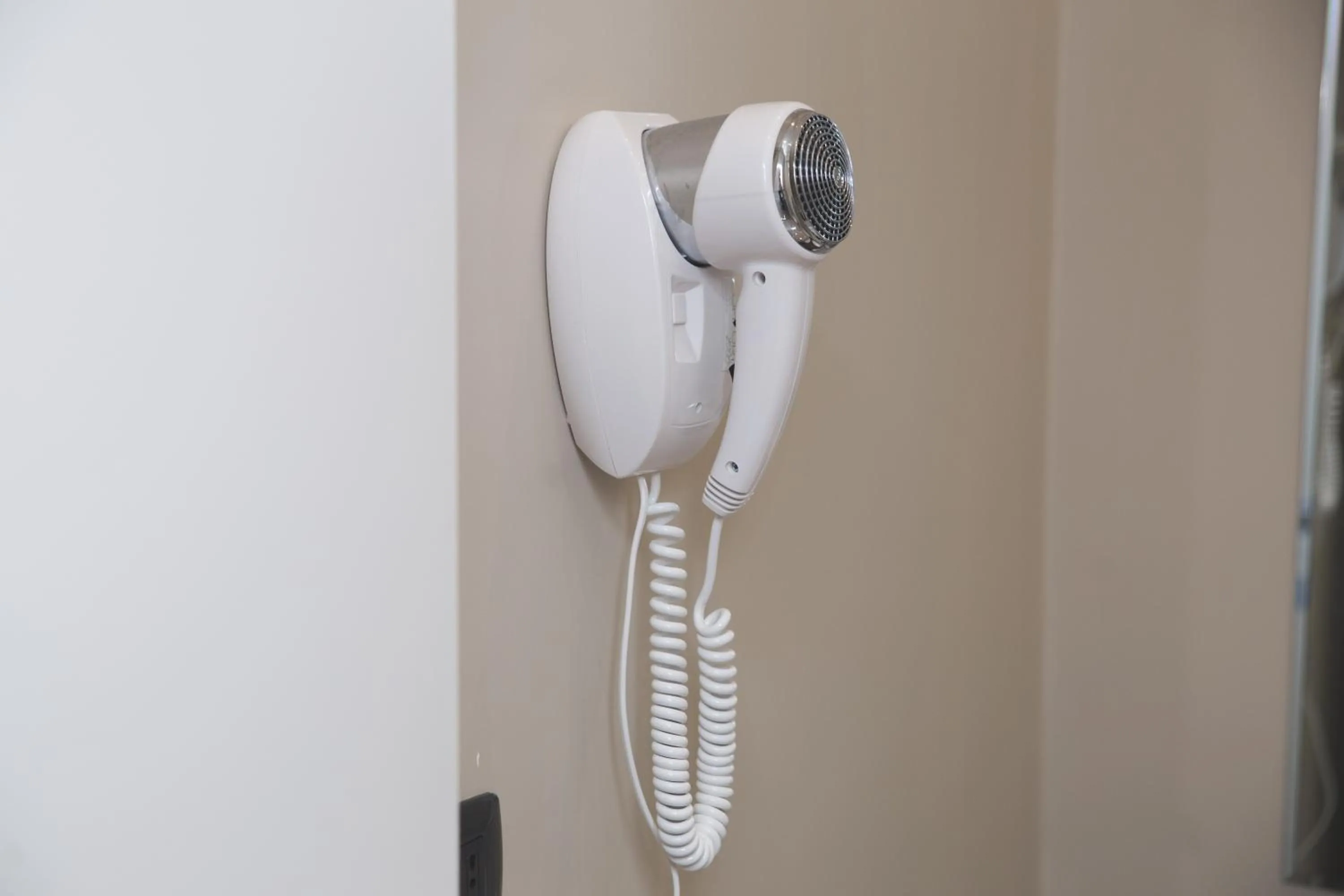 Bathroom in Trevi Portrait