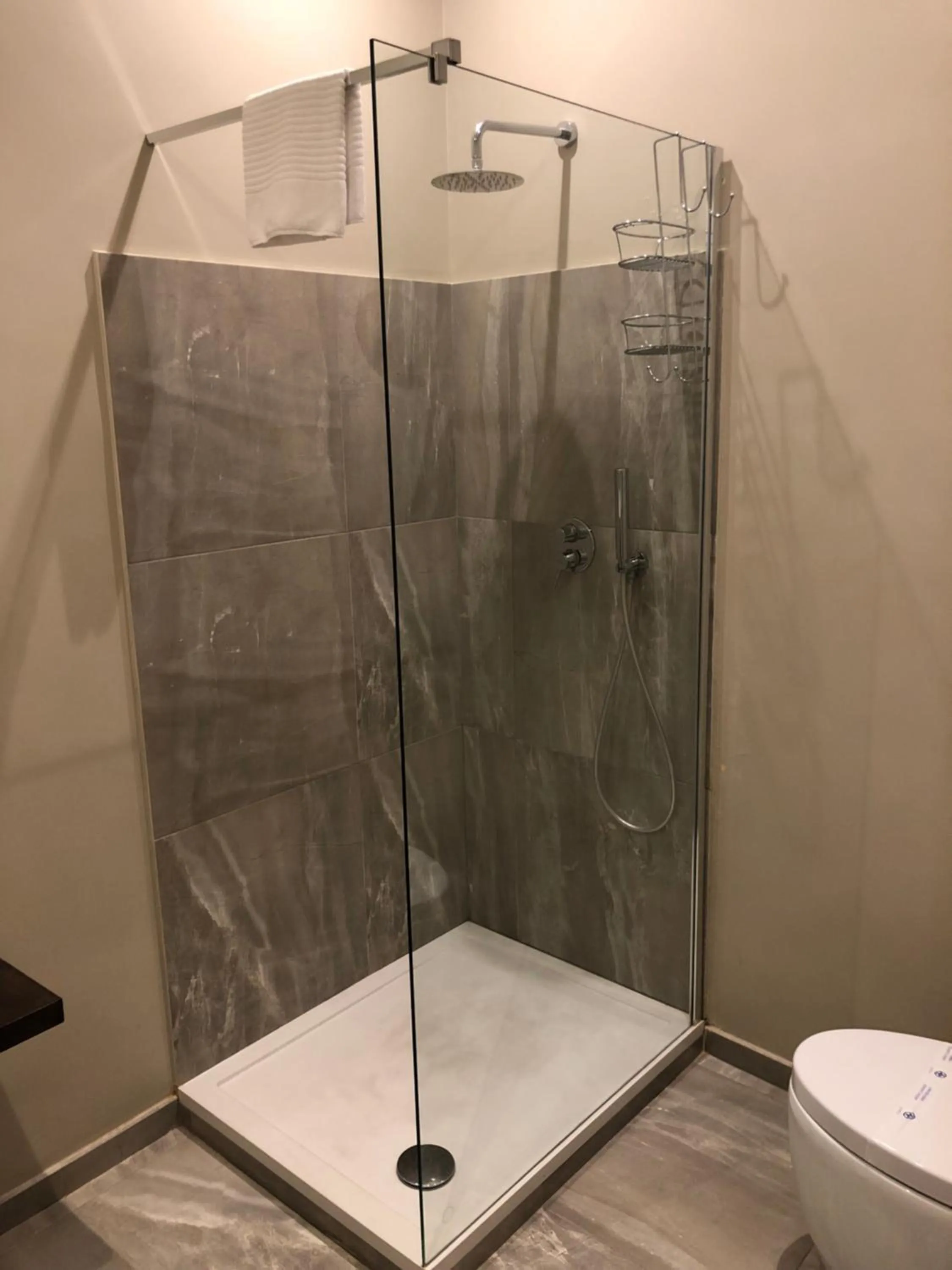 Bathroom in Trevi Portrait