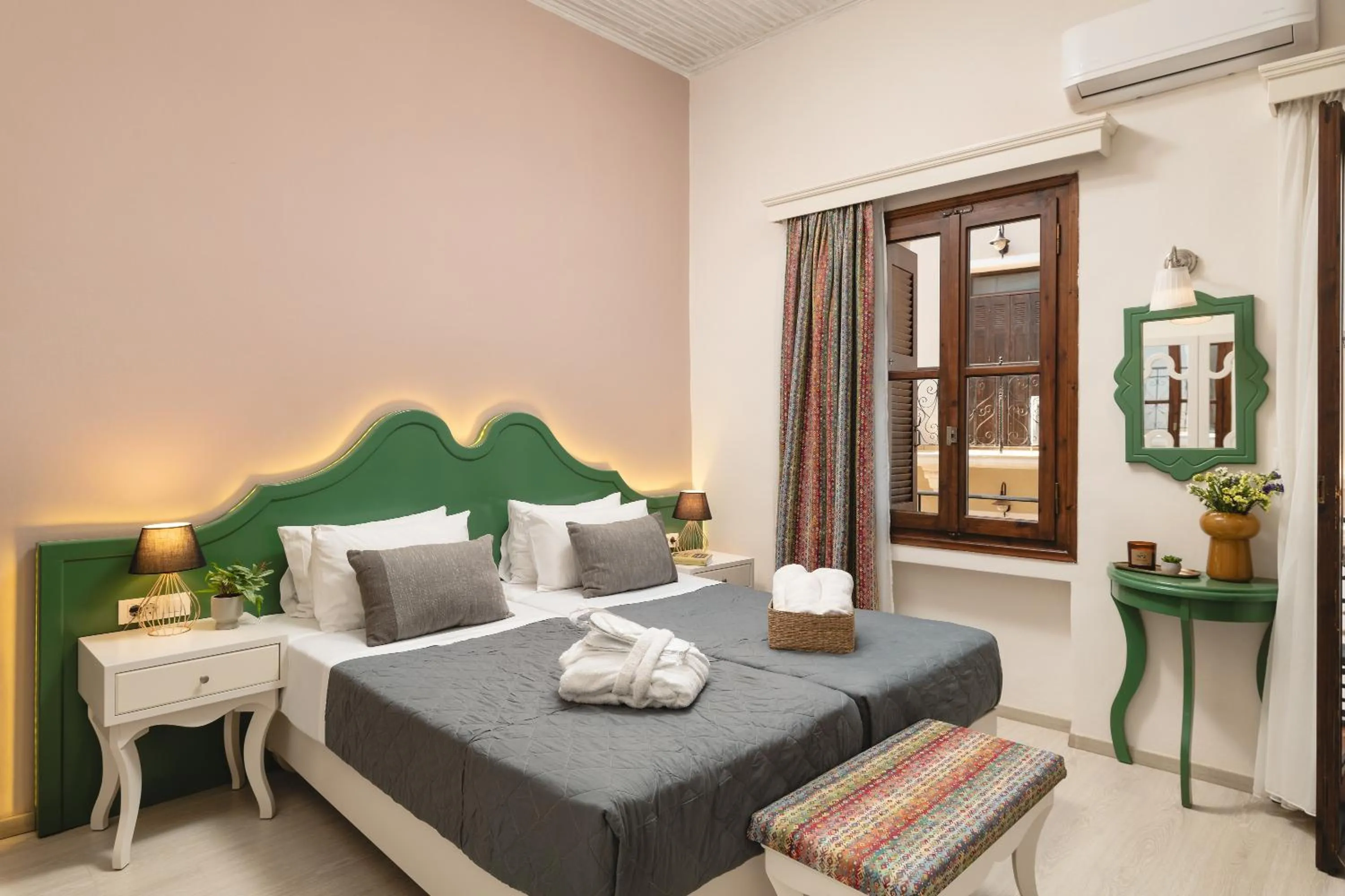 Bed in Elia Palazzo Hotel