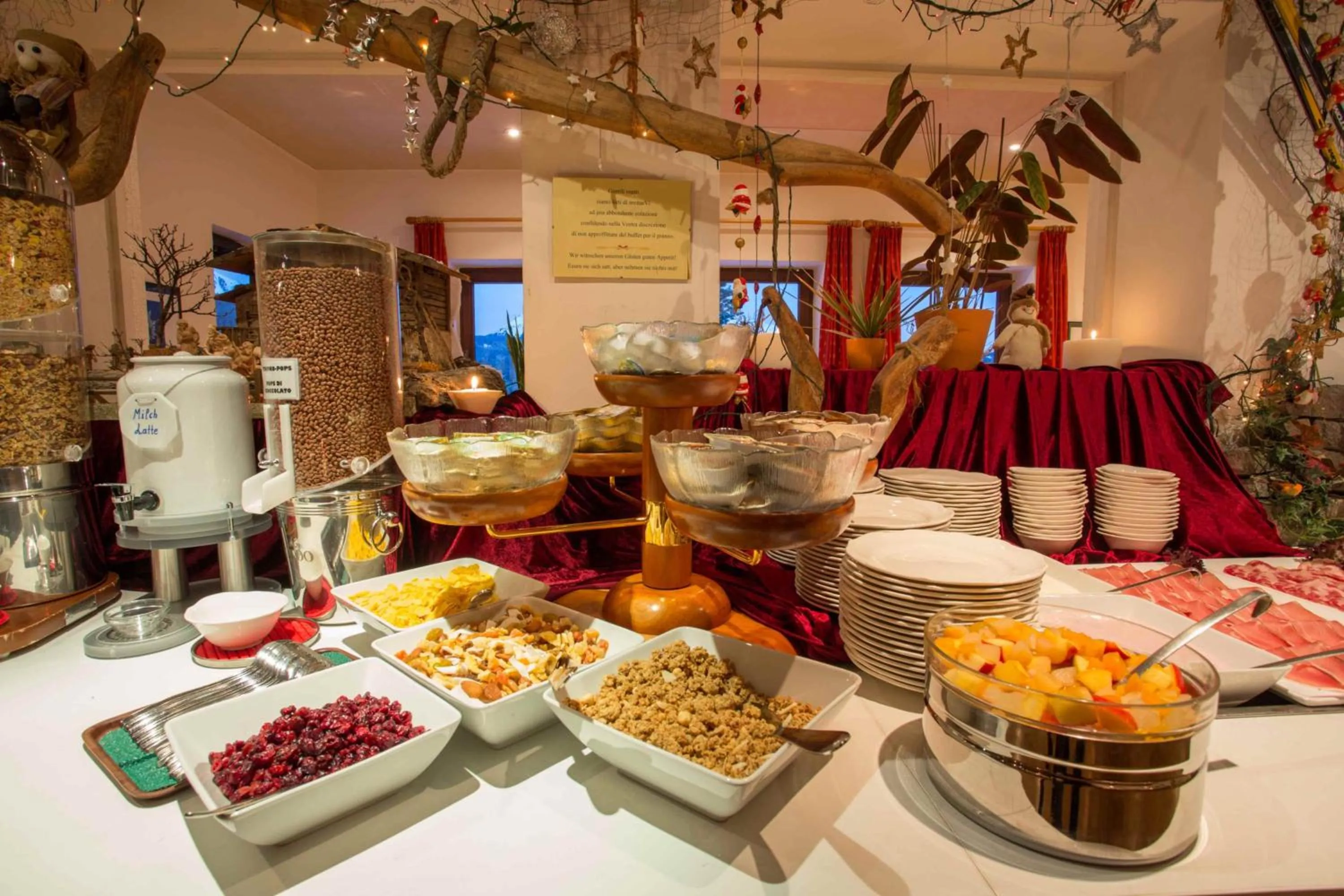 Buffet breakfast in Good Life Hotel Zirm