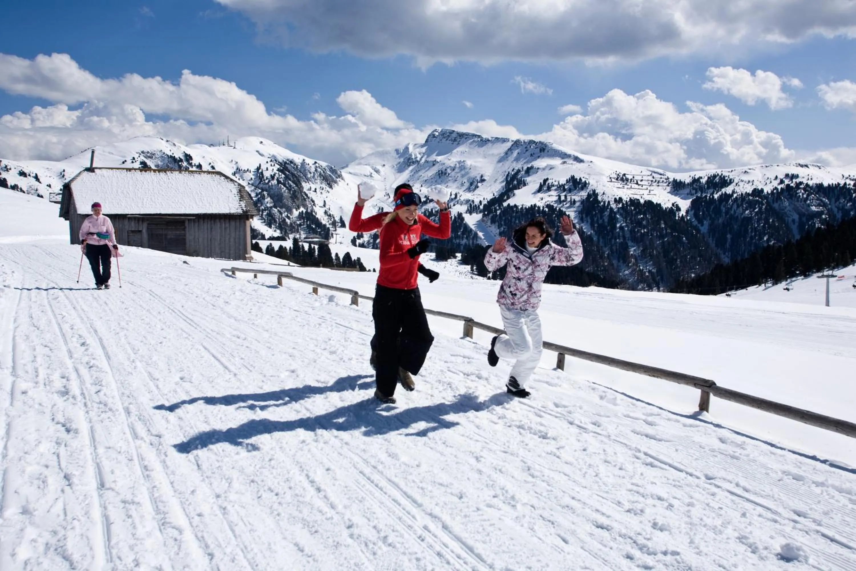 Hiking in Good Life Hotel Zirm