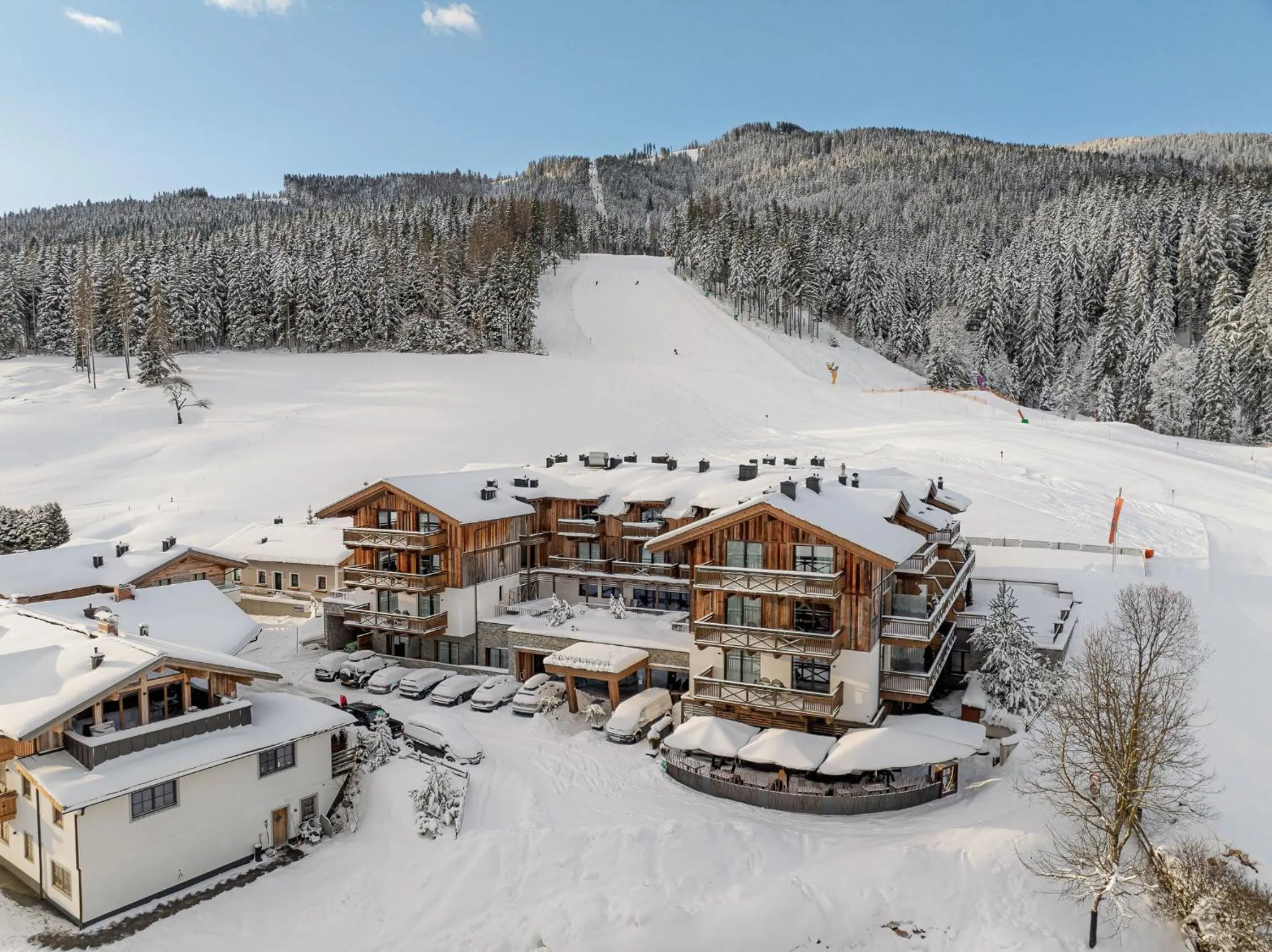 Property building in Stockinggut by AvenidA