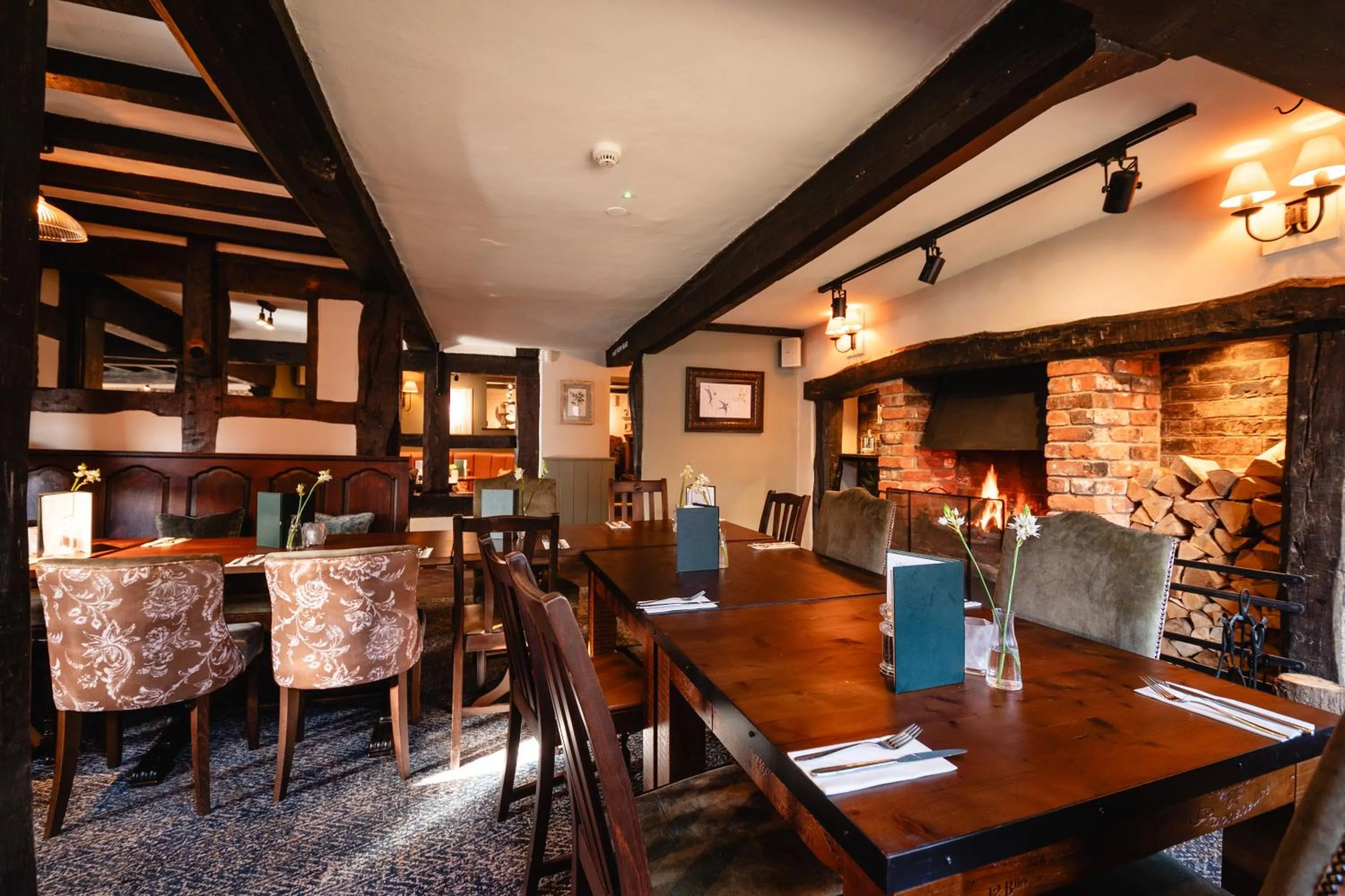 Restaurant/places to eat in The Bears Head by Innkeeper's Collection